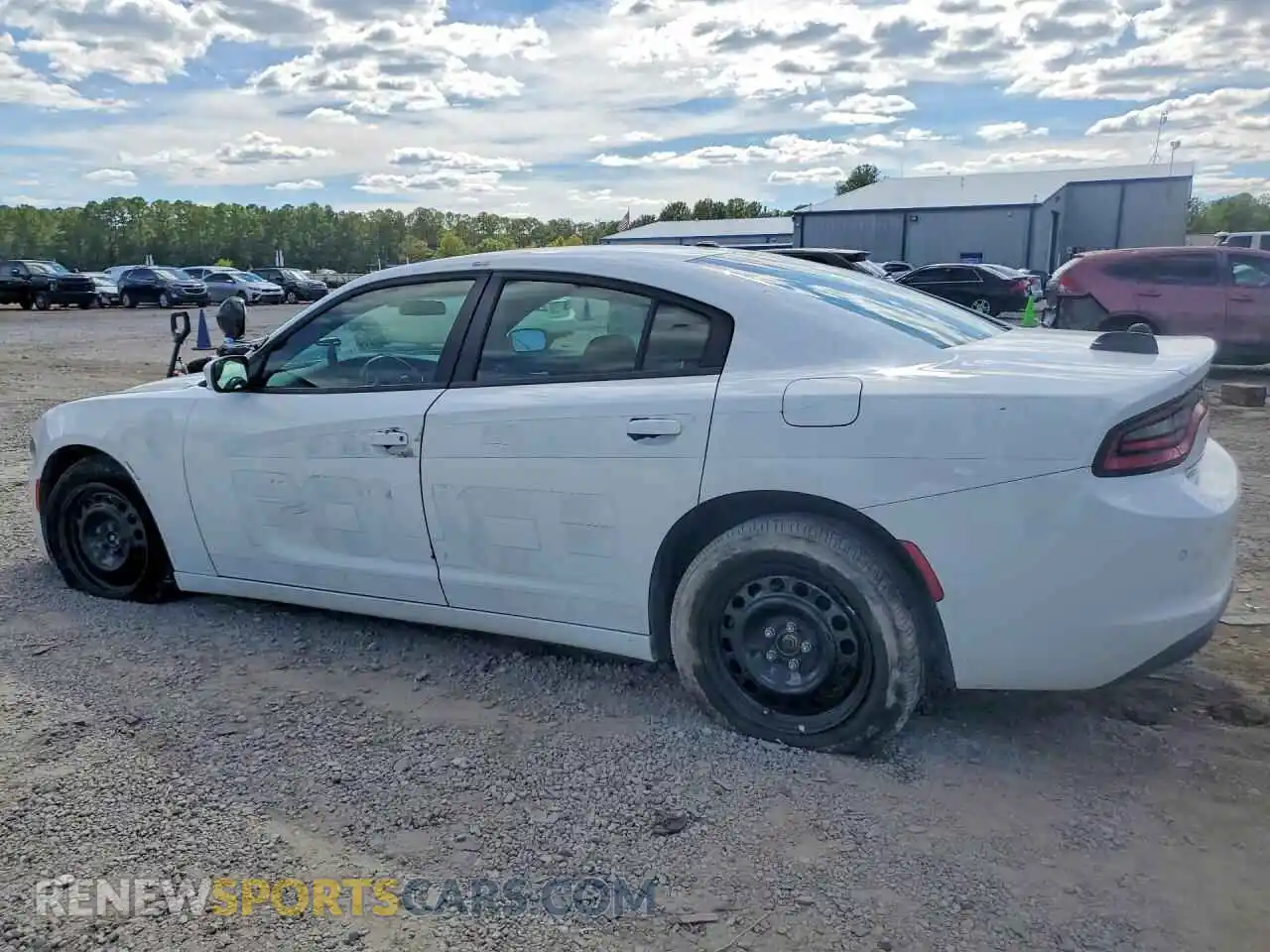 2 fotografías del automóvil dañado 2C3CDXKG1NH256367 DODGE CHARGER 2022