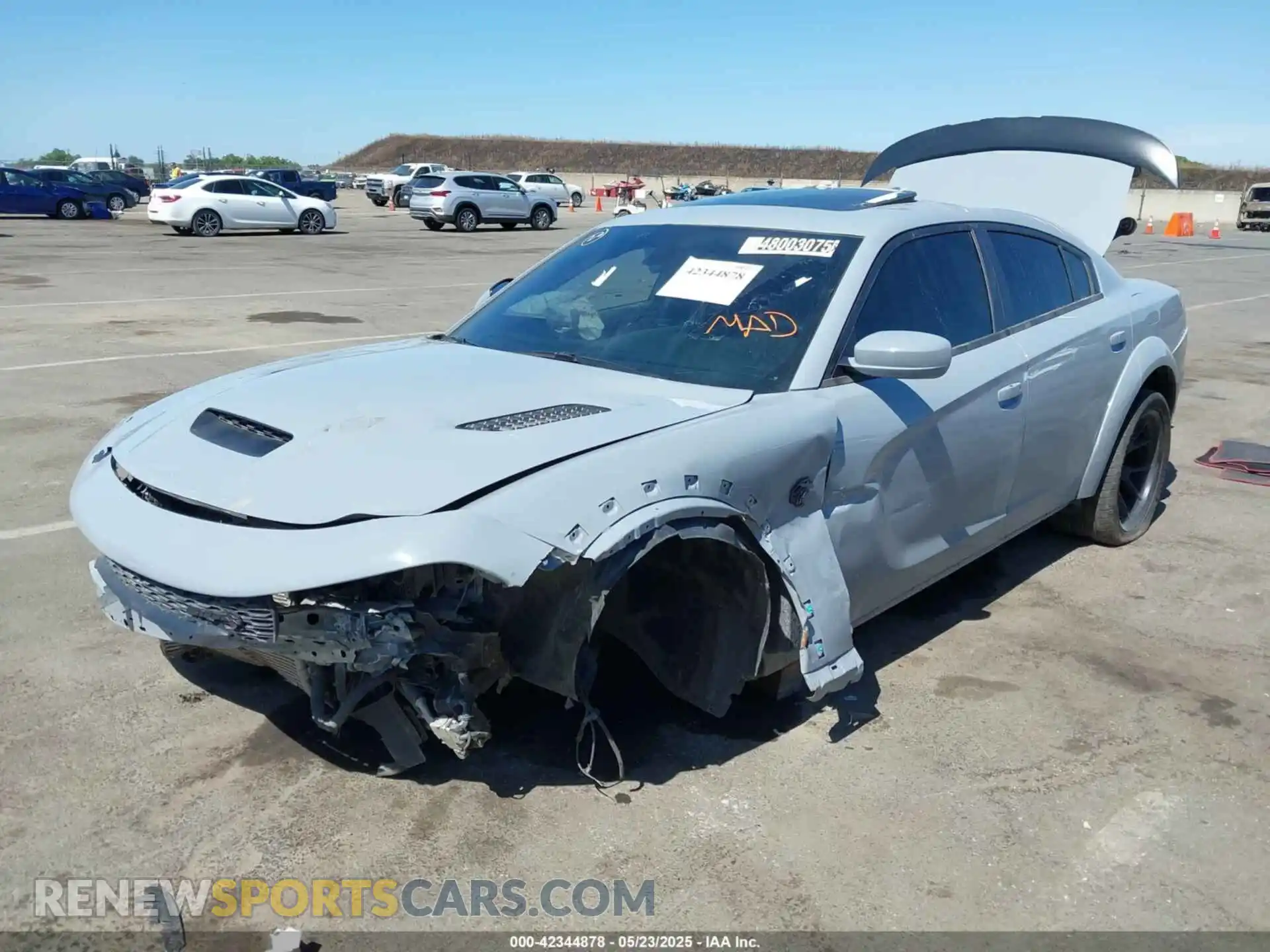 2 Photograph of a damaged car 2C3CDXL9XNH179806 DODGE CHARGER 2022