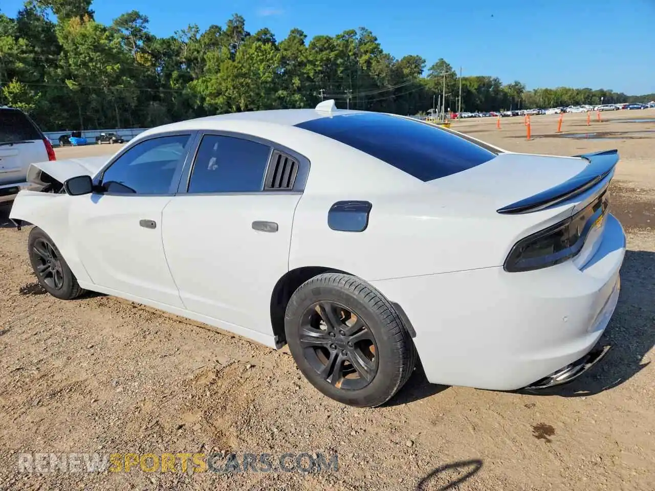 2 fotografías del automóvil dañado 2C3CDXBG0PH639445 DODGE CHARGER 2023