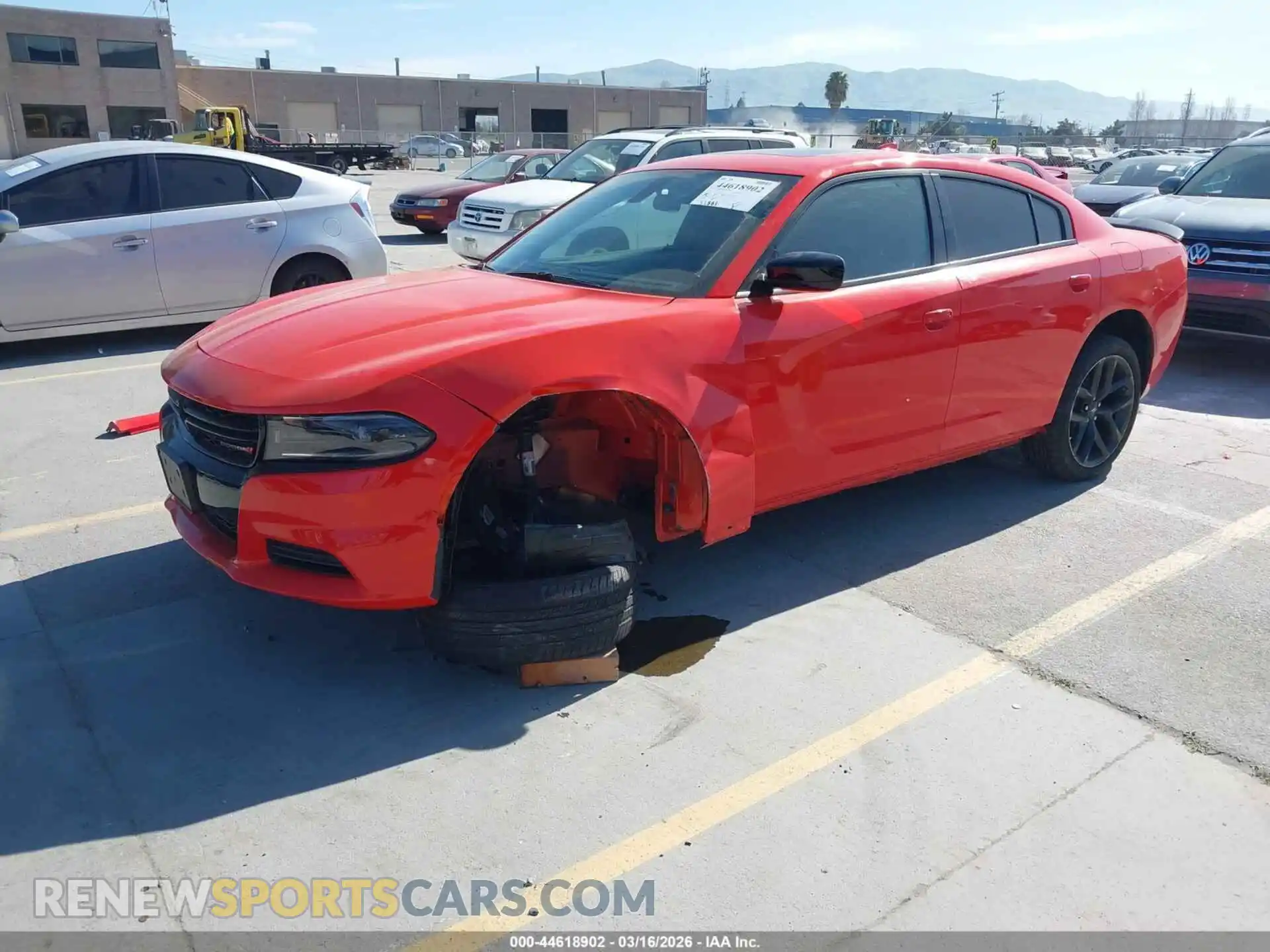 2 fotografías del automóvil dañado 2C3CDXBG6PH535090 DODGE CHARGER 2023