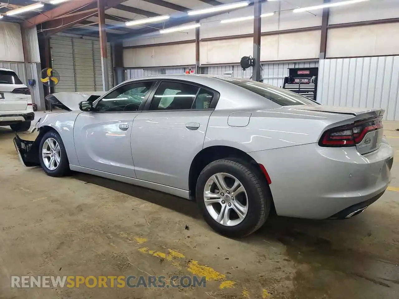 2 fotografías del automóvil dañado 2C3CDXBG7PH698363 DODGE CHARGER 2023
