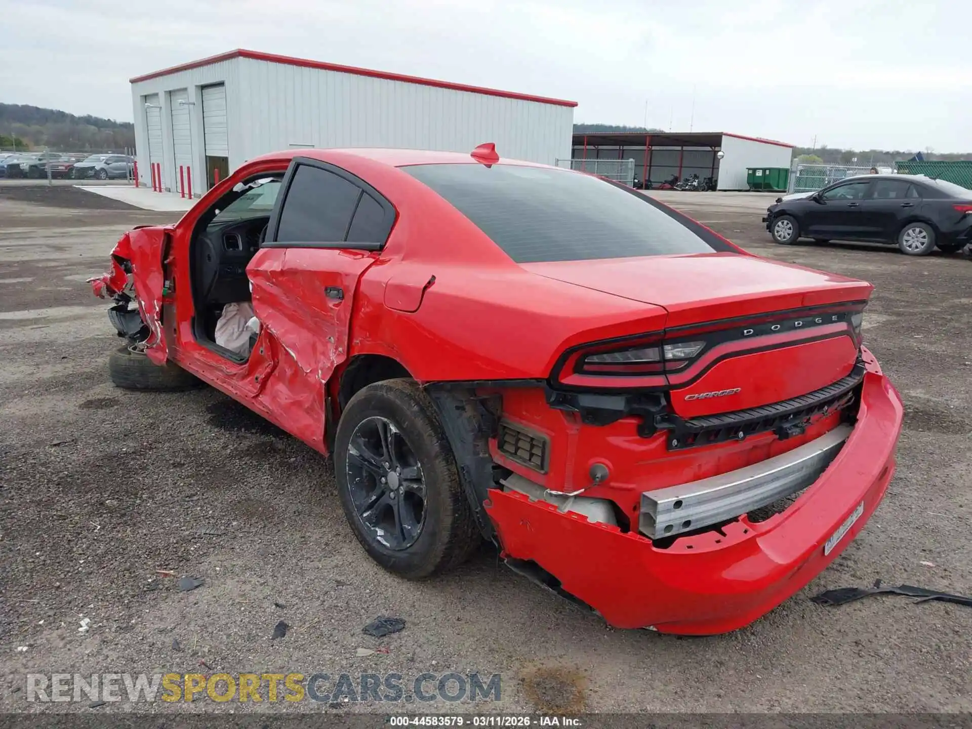 3 fotografías del automóvil dañado 2C3CDXBG8PH686724 DODGE CHARGER 2023
