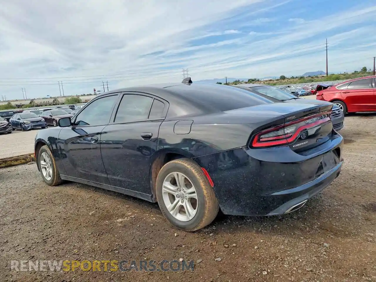 2 fotografías del automóvil dañado 2C3CDXBG9PH608078 DODGE CHARGER 2023