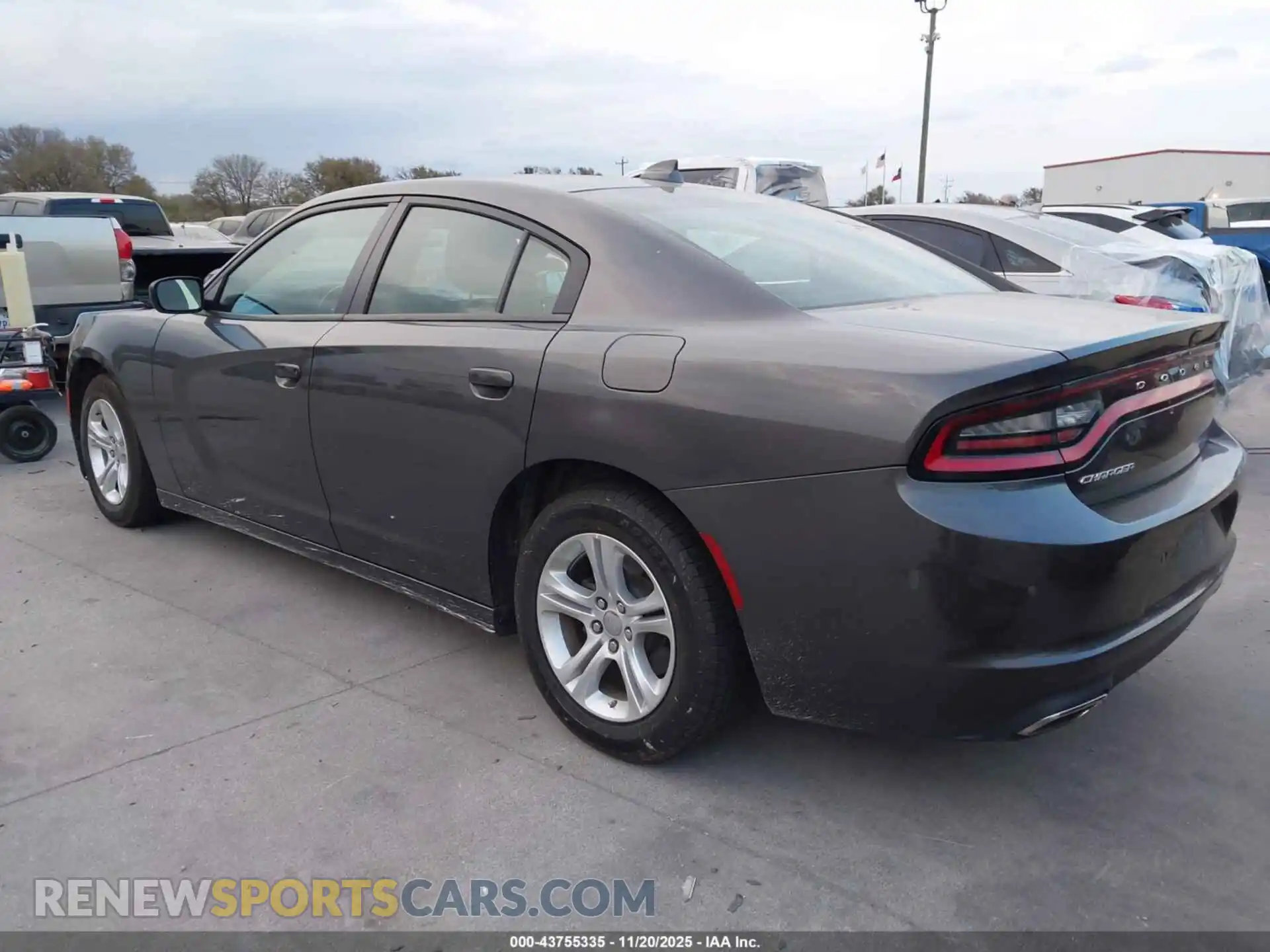 3 Photograph of a damaged car 2C3CDXBGXPH530927 DODGE CHARGER 2023