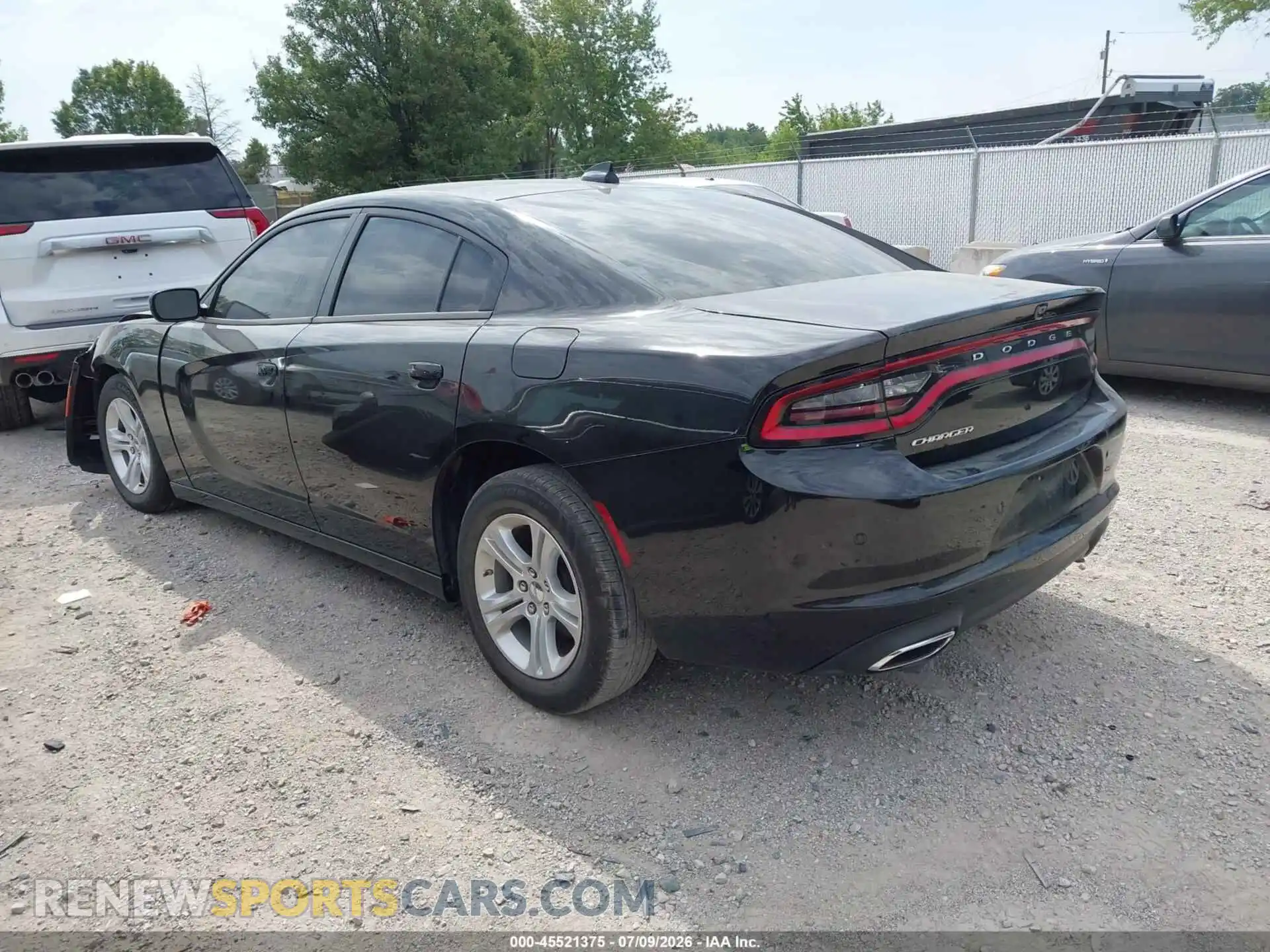 3 fotografías del automóvil dañado 2C3CDXBGXPH531236 DODGE CHARGER 2023