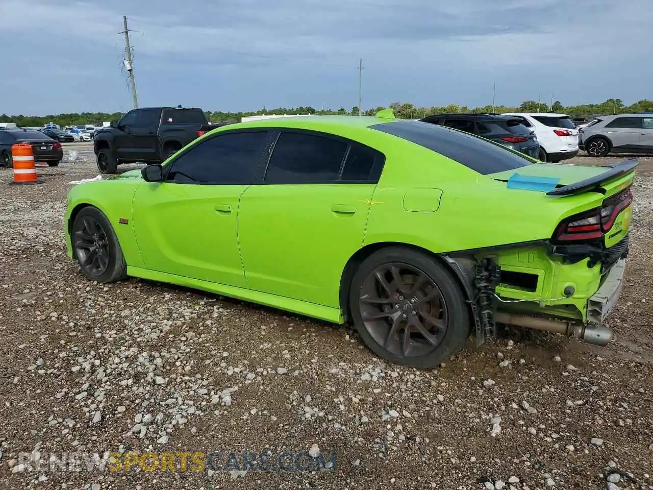2 fotografías del automóvil dañado 2C3CDXGJ0PH588680 DODGE CHARGER 2023