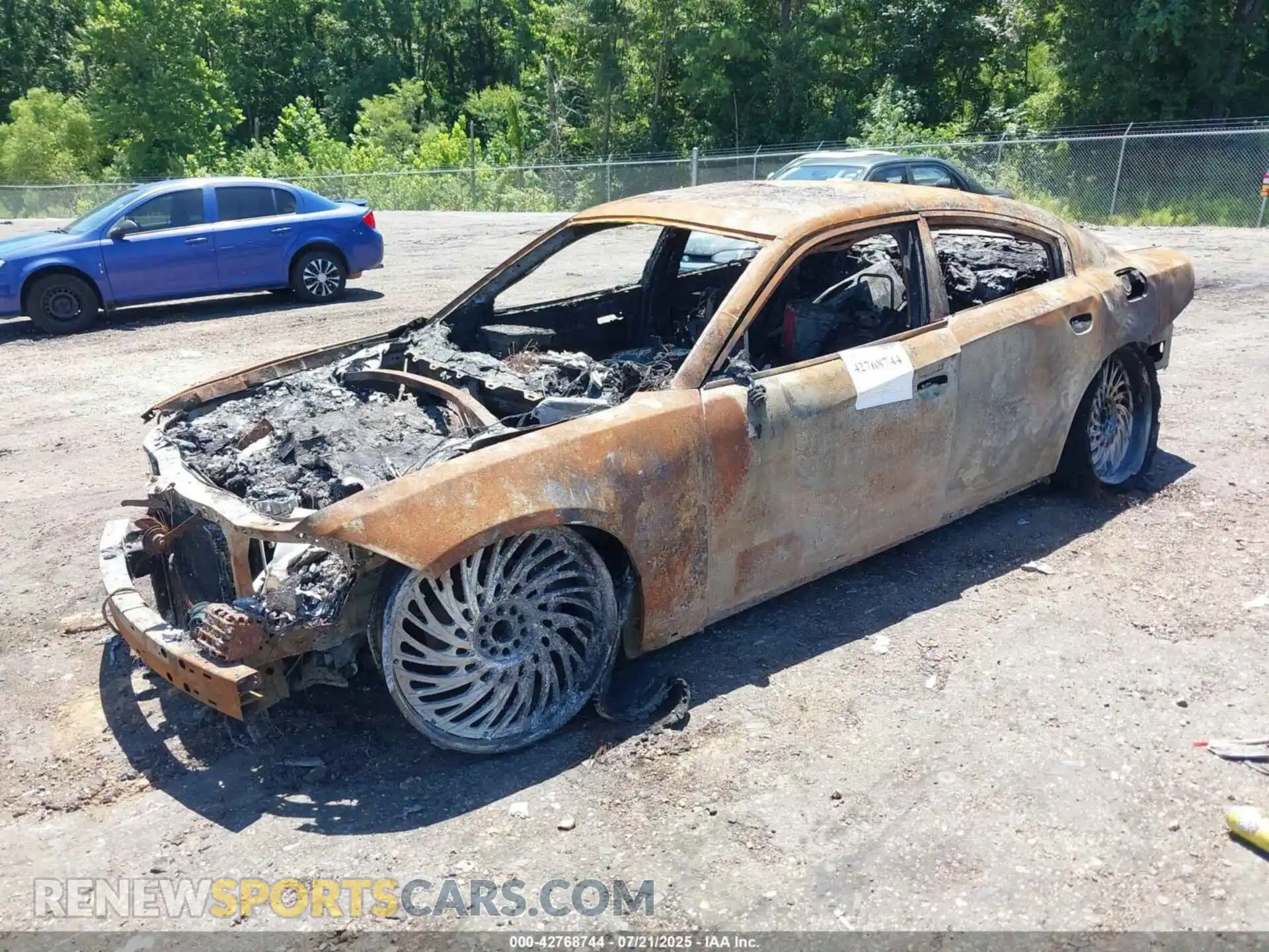 2 Фотография поврежденного автомобиля 2C3CDXGJ1PH627258 DODGE CHARGER 2023