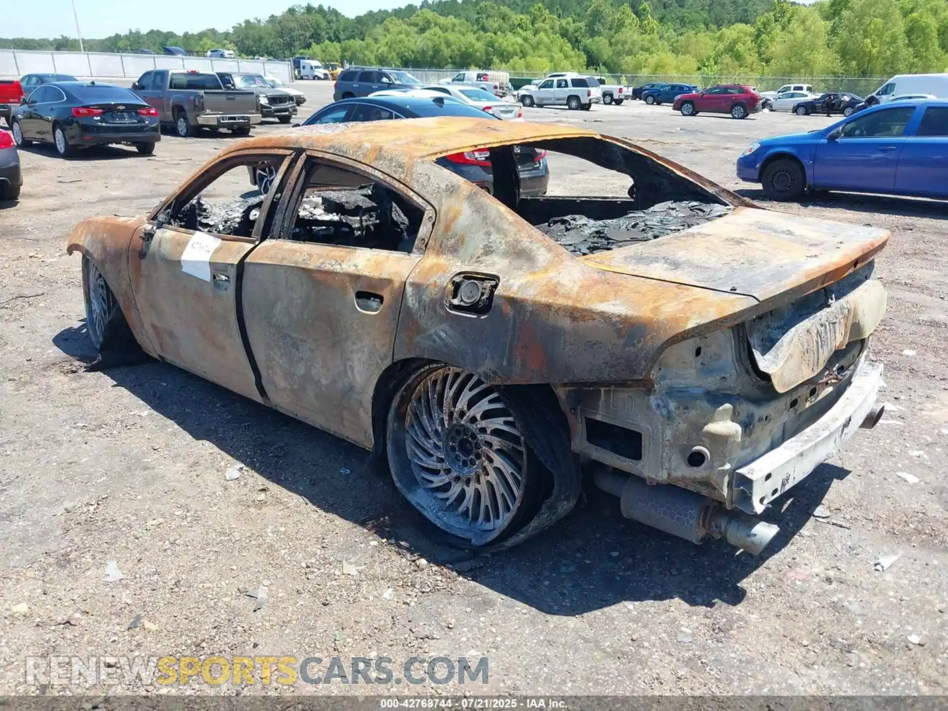 3 Фотография поврежденного автомобиля 2C3CDXGJ1PH627258 DODGE CHARGER 2023