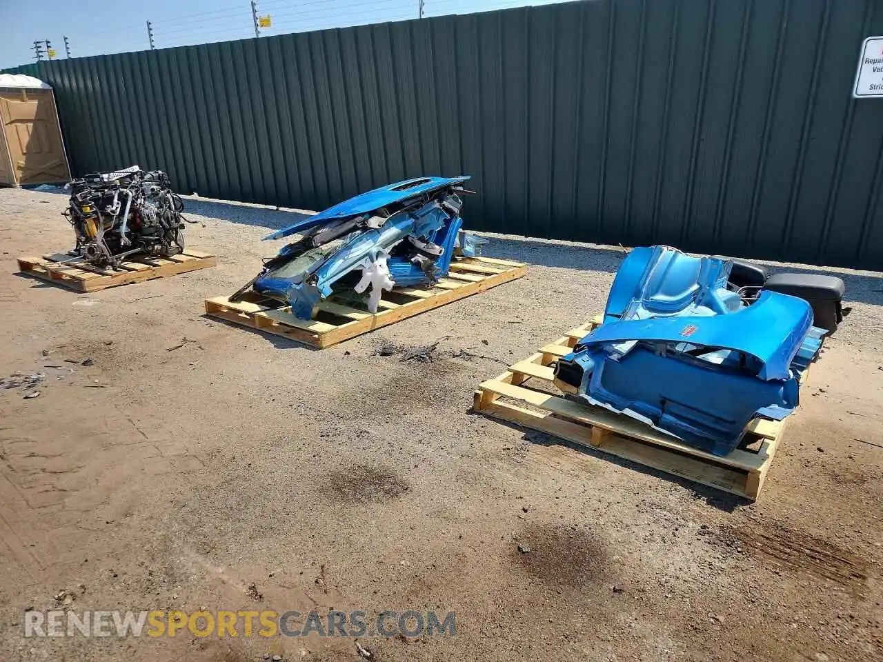2 fotografías del automóvil dañado 2C3CDXGJ7PH568491 DODGE CHARGER 2023