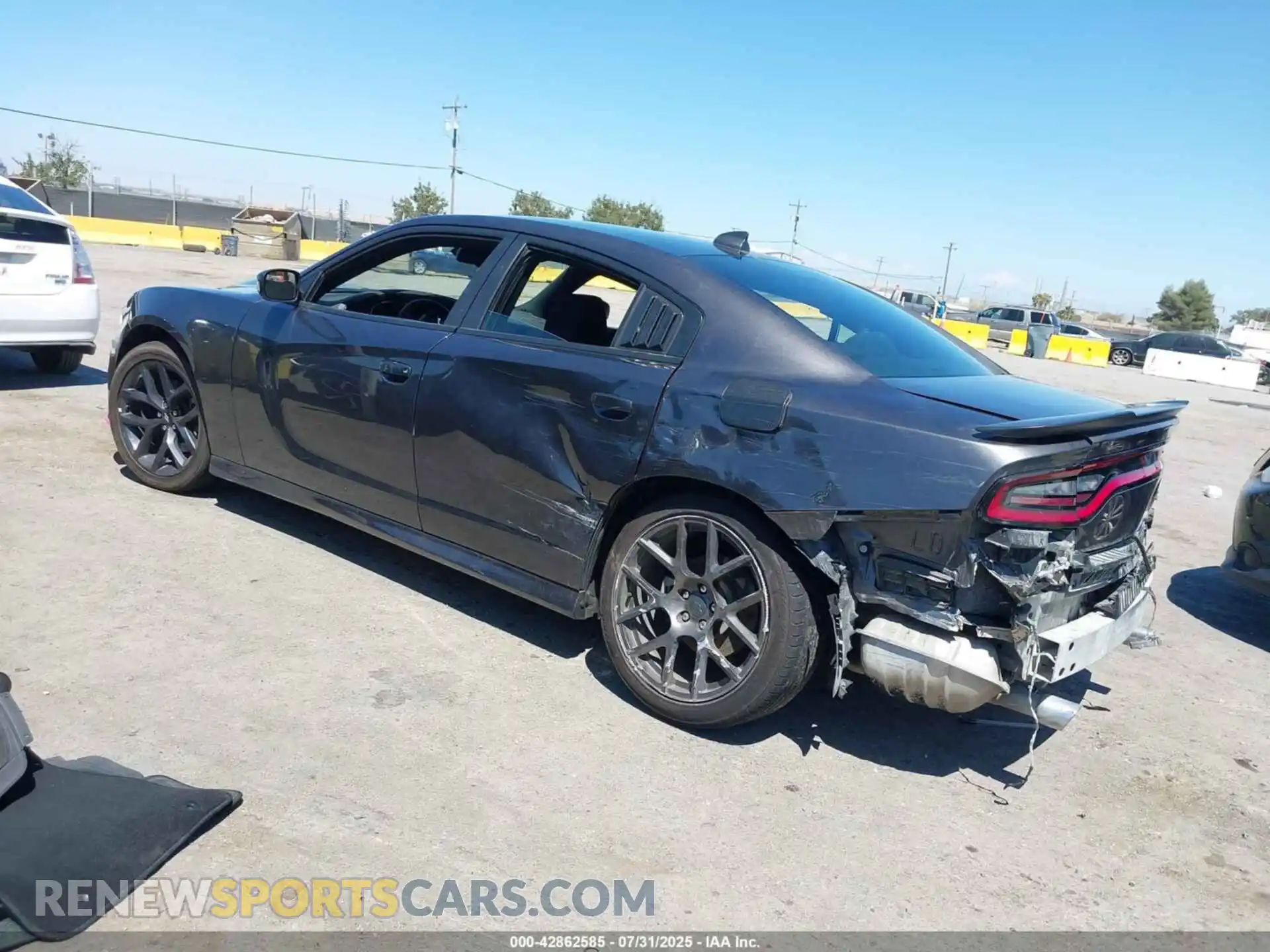 3 Photograph of a damaged car 2C3CDXHG6PH683294 DODGE CHARGER 2023