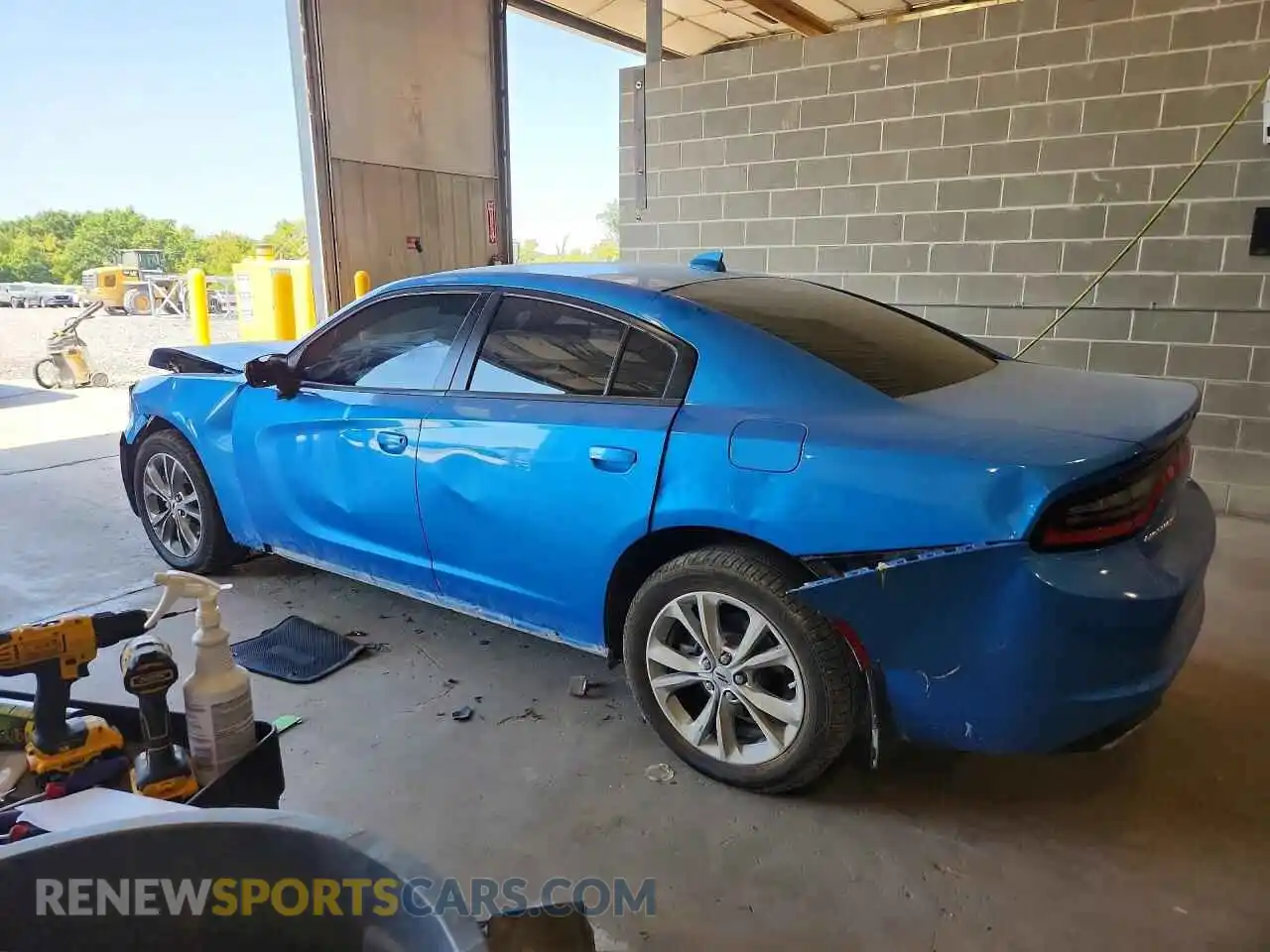 2 Фотография поврежденного автомобиля 2C3CDXJG3PH620079 DODGE CHARGER 2023