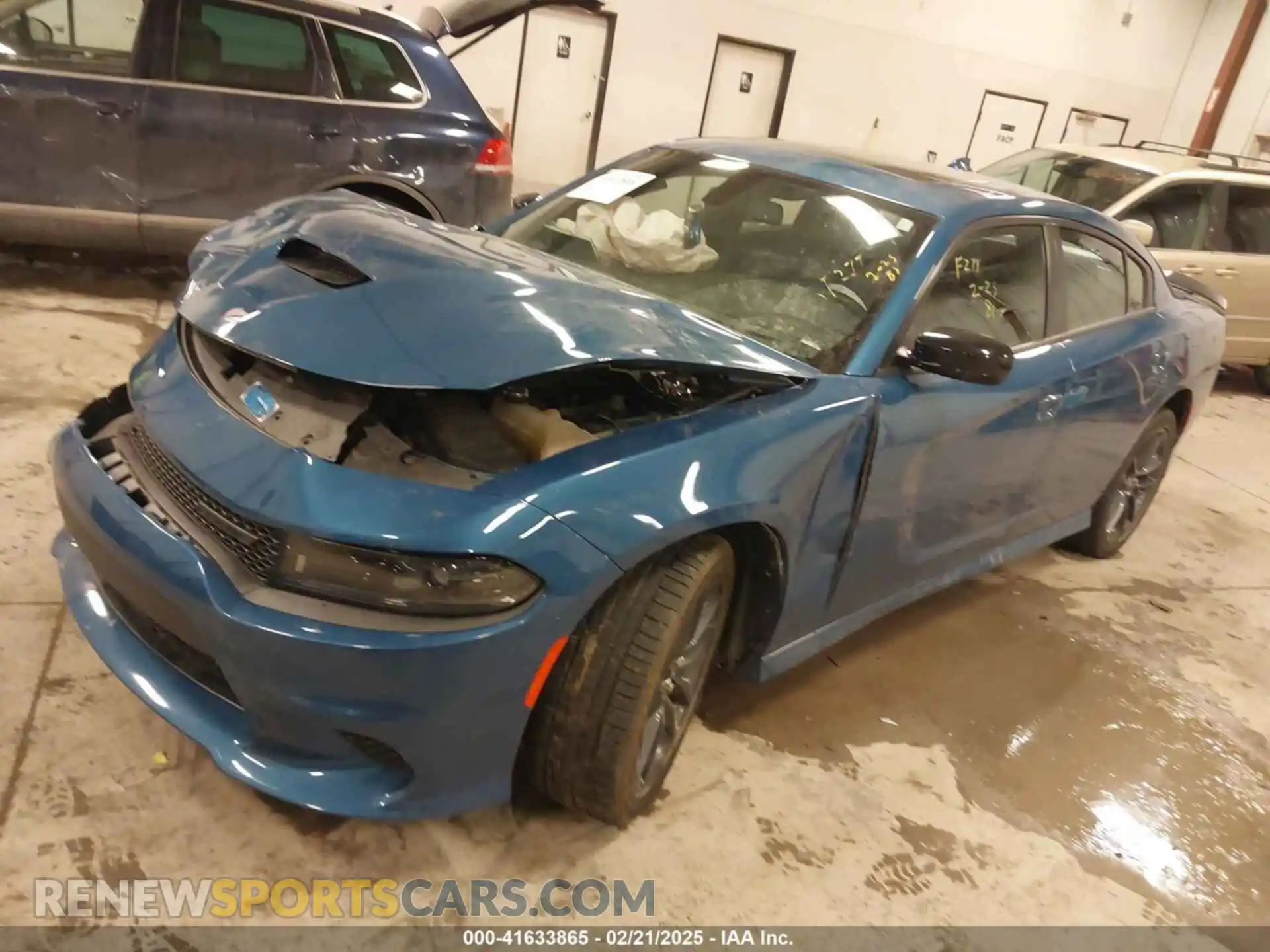 2 fotografías del automóvil dañado 2C3CDXMGXPH512005 DODGE CHARGER 2023