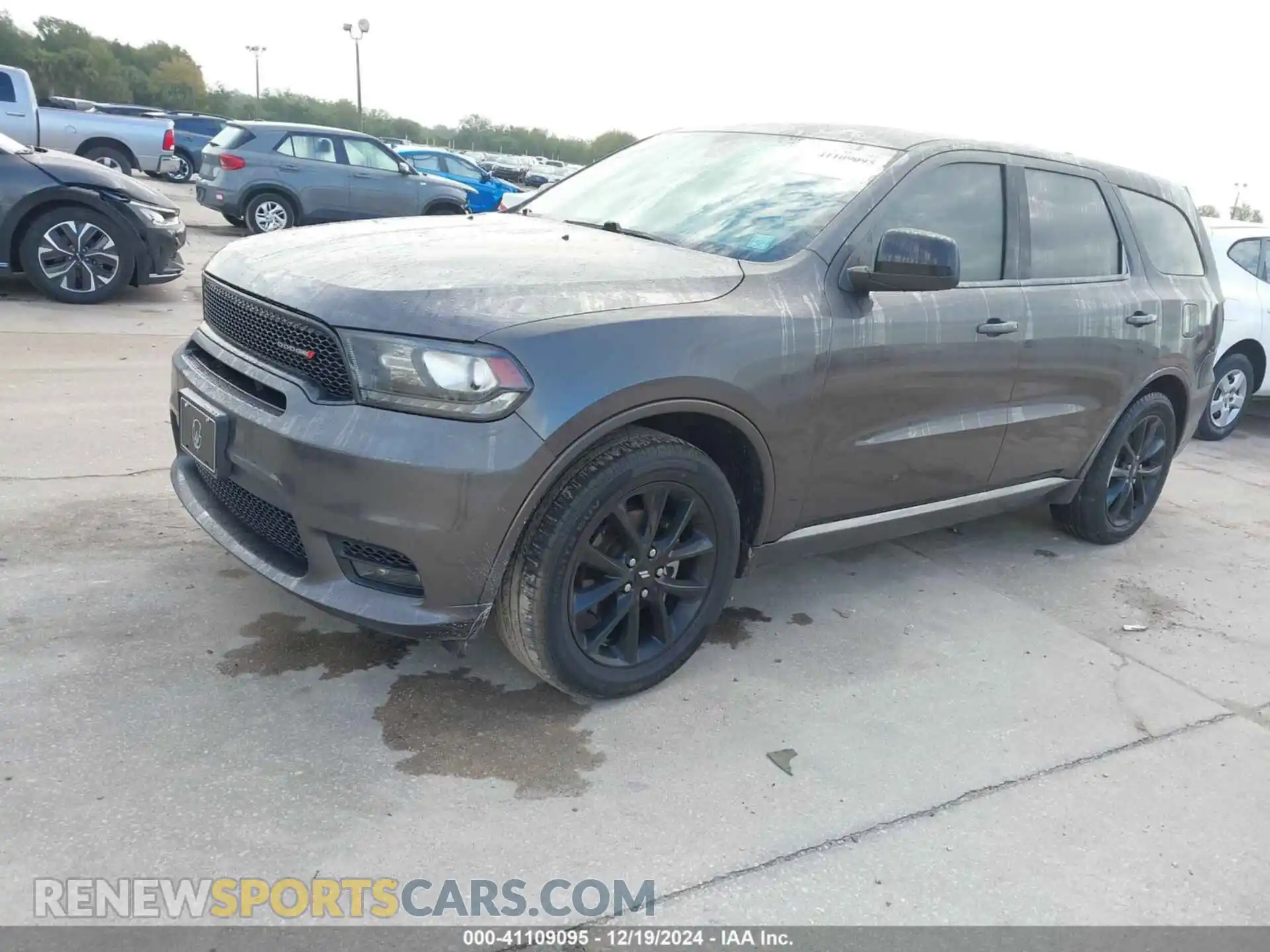 2 Photograph of a damaged car 1C4RDHDG4KC845923 DODGE DURANGO 2019