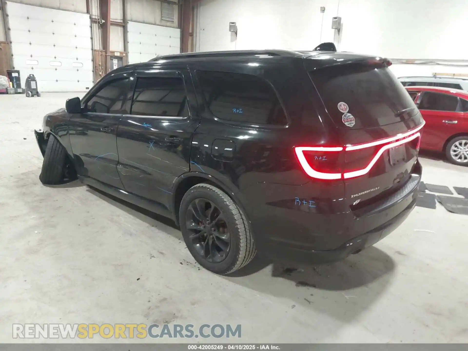 3 Photograph of a damaged car 1C4RDJDG1KC576335 DODGE DURANGO 2019