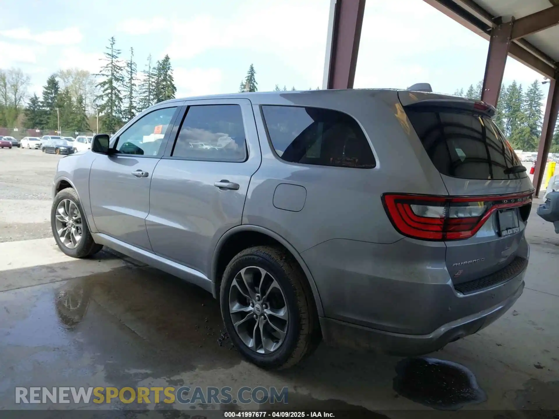 3 Photograph of a damaged car 1C4RDJDGXKC744098 DODGE DURANGO 2019