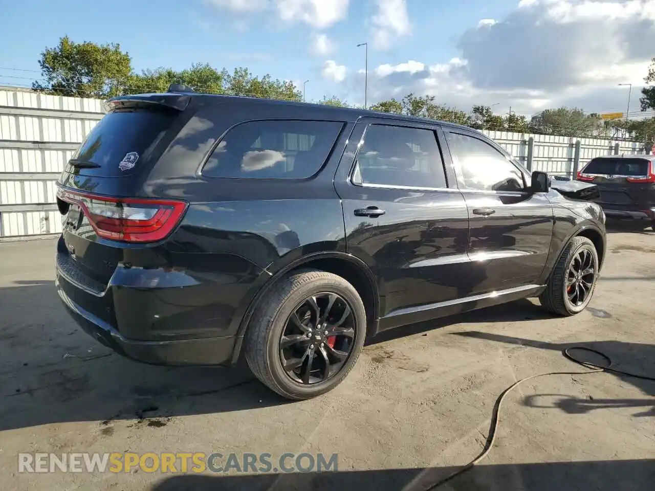 3 Photograph of a damaged car 1C4SDHCTXKC598827 DODGE DURANGO 2019