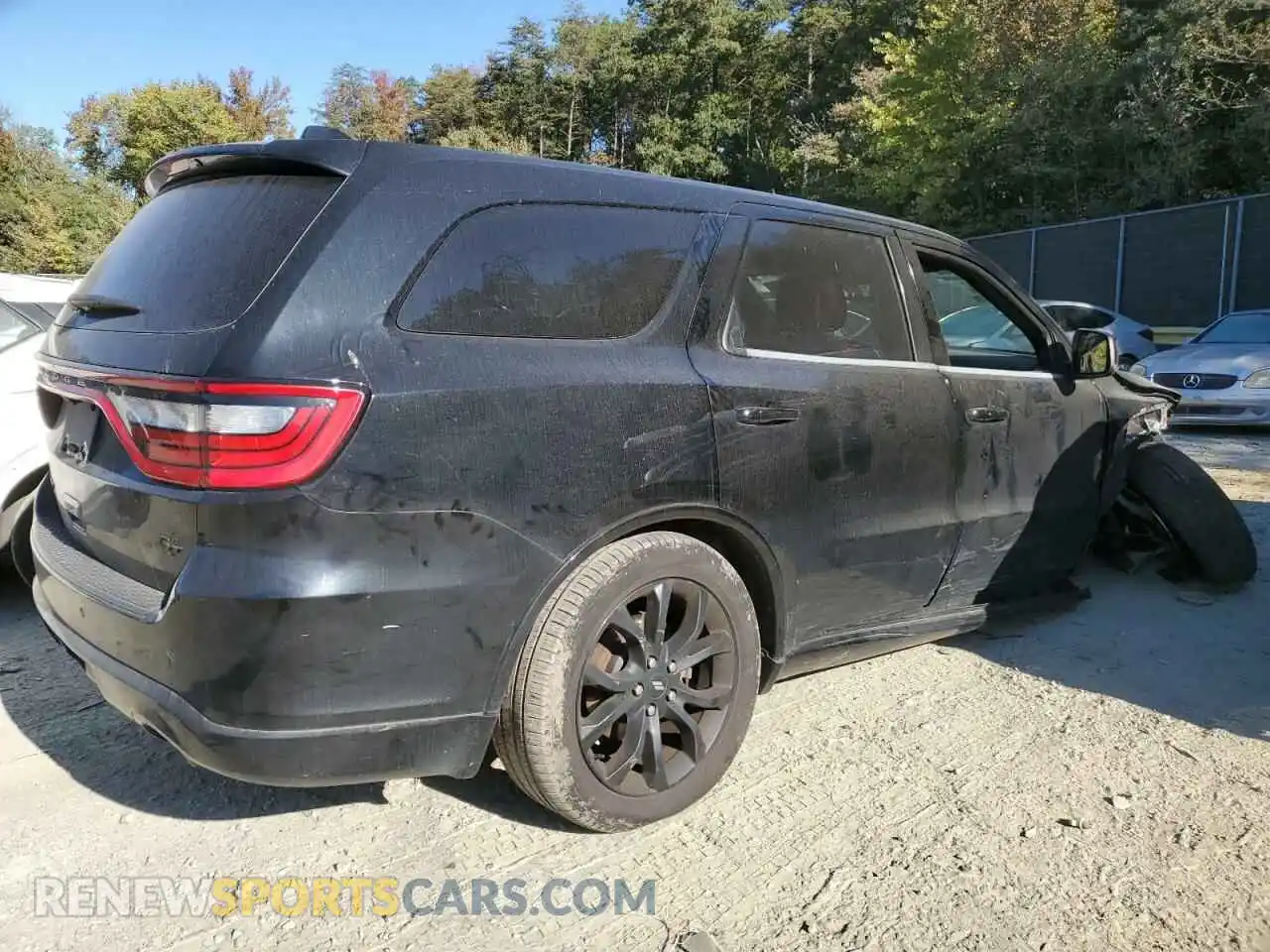 3 Photograph of a damaged car 1C4SDJCT1KC798809 DODGE DURANGO 2019