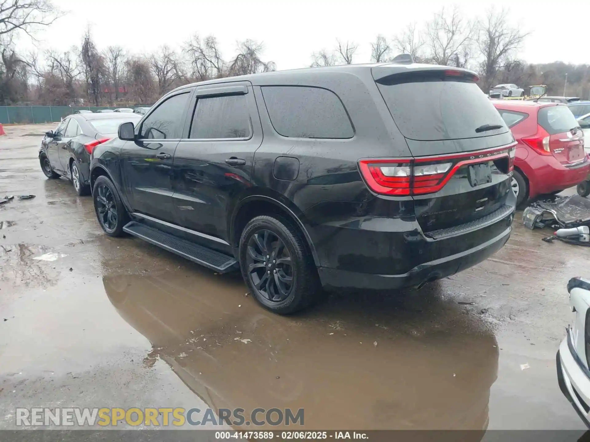 3 Photograph of a damaged car 1C4RDJDG0LC309219 DODGE DURANGO 2020