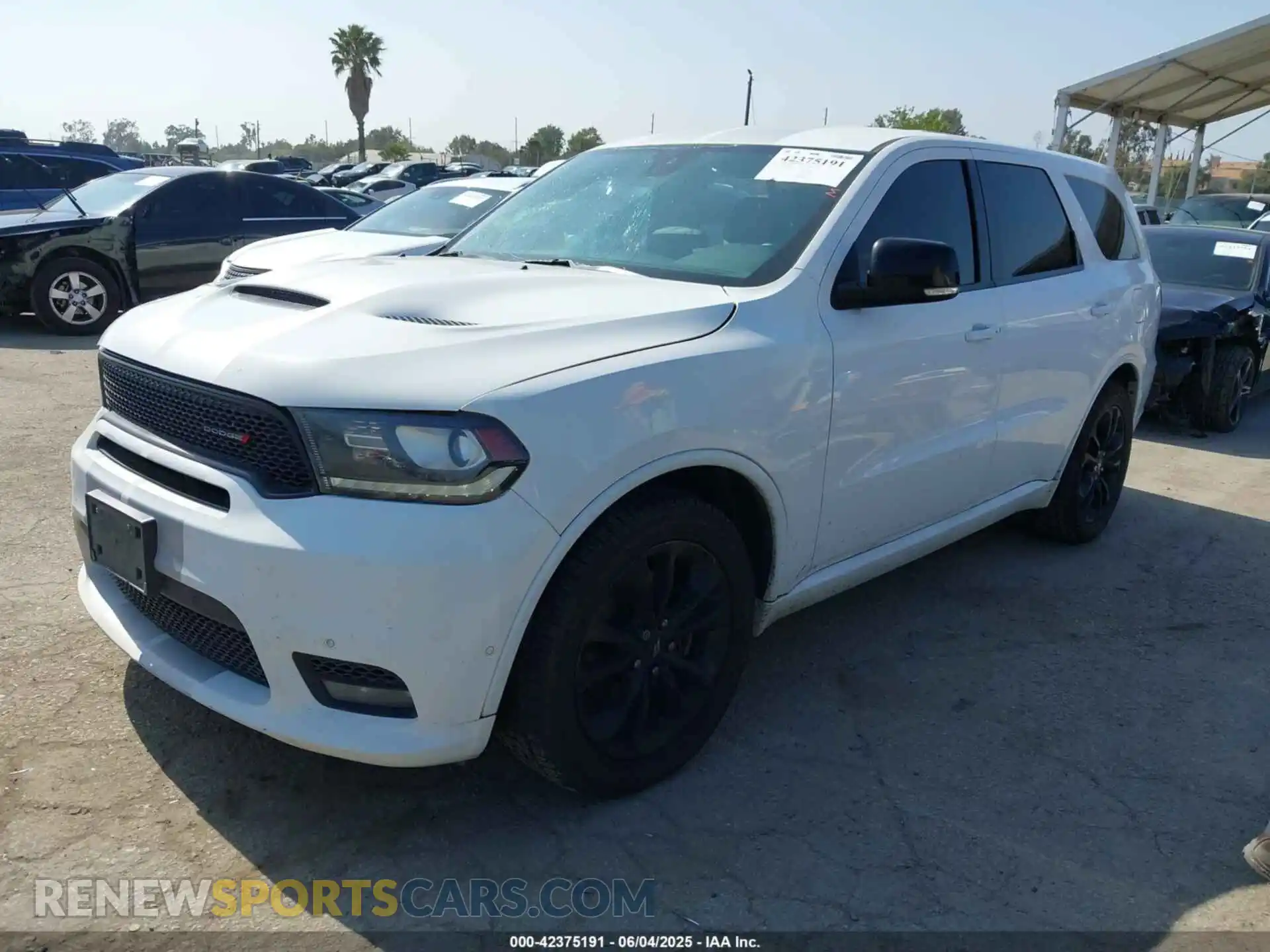 2 fotografías del automóvil dañado 1C4SDHCT5LC129503 DODGE DURANGO 2020