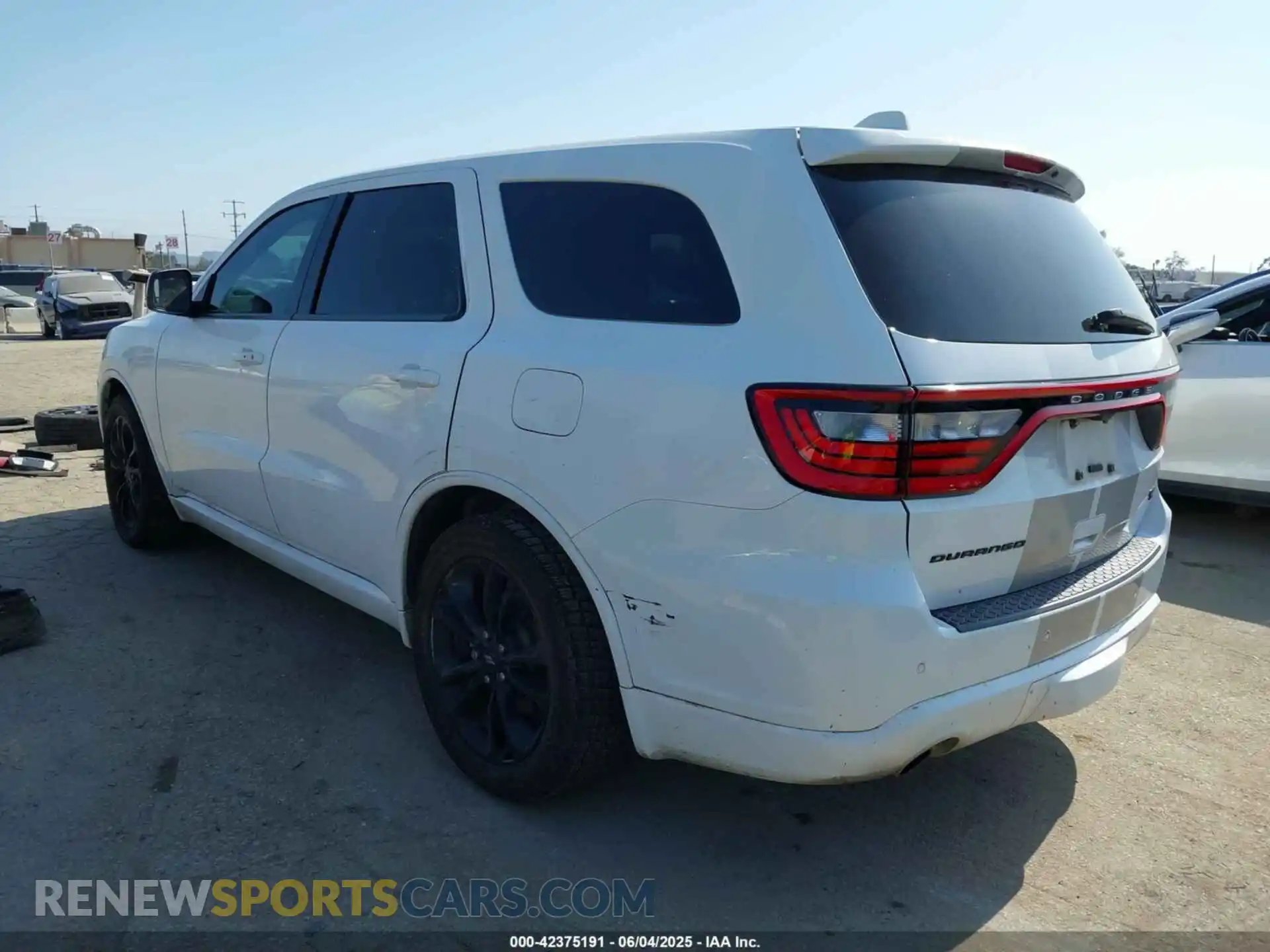 3 fotografías del automóvil dañado 1C4SDHCT5LC129503 DODGE DURANGO 2020