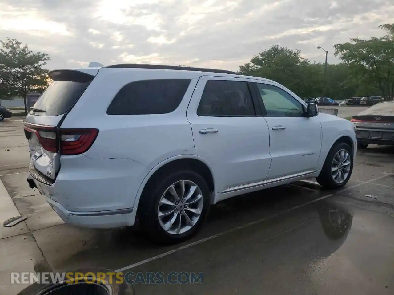3 Photograph of a damaged car 1C4RDJEG4MC886609 DODGE DURANGO 2021