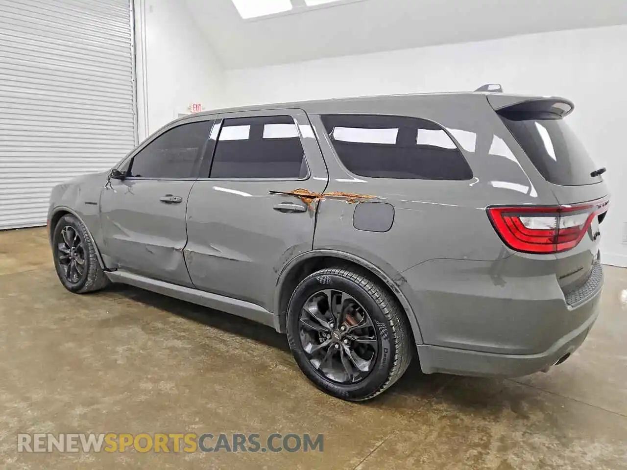 2 Photograph of a damaged car 1C4SDHCT1MC608809 DODGE DURANGO 2021