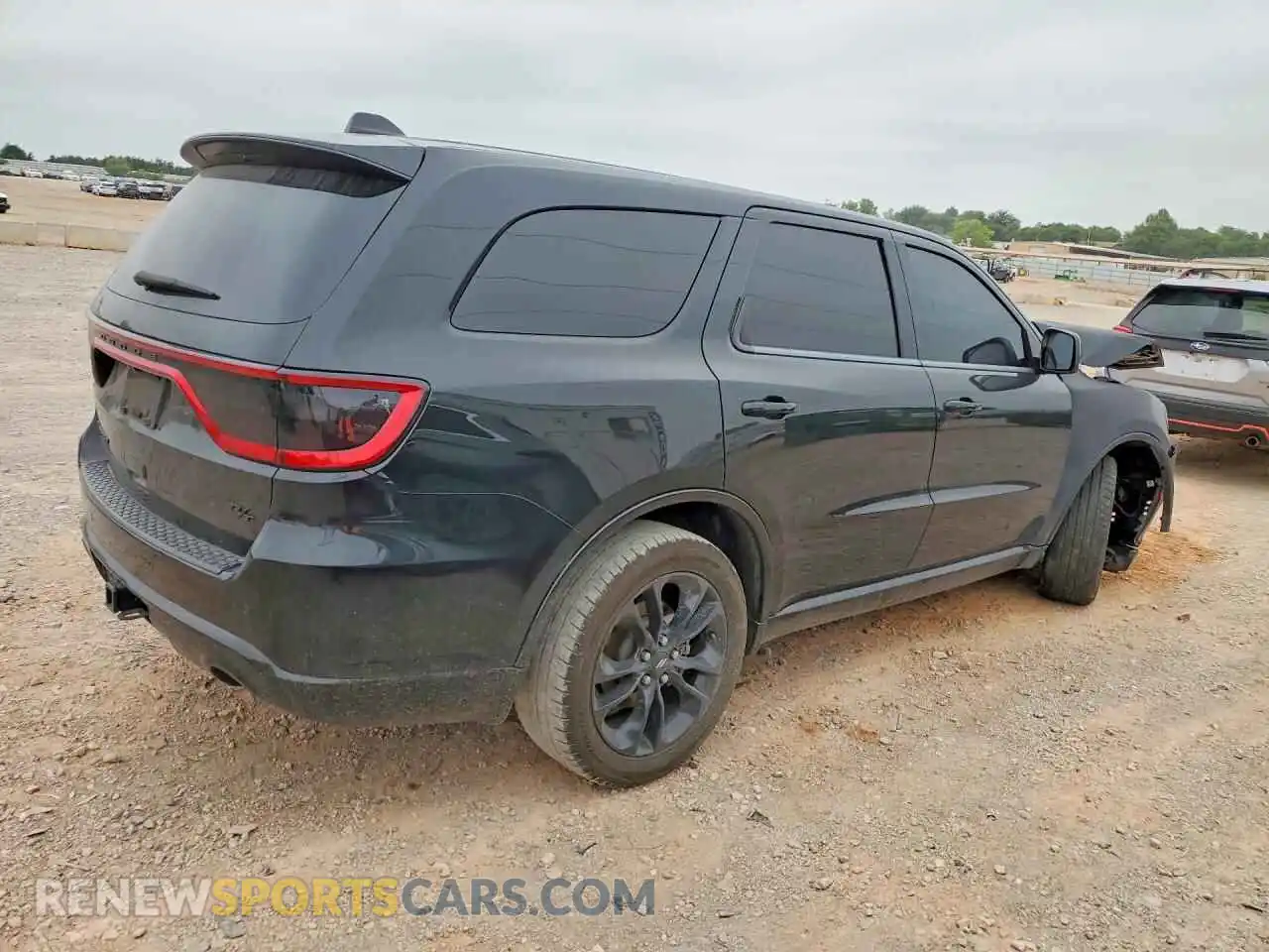 3 fotografías del automóvil dañado 1C4SDHCT1MC693859 DODGE DURANGO 2021