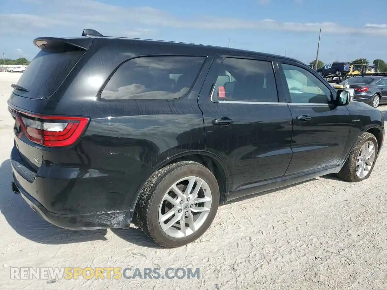 3 Photograph of a damaged car 1C4SDHCTXMC693309 DODGE DURANGO 2021