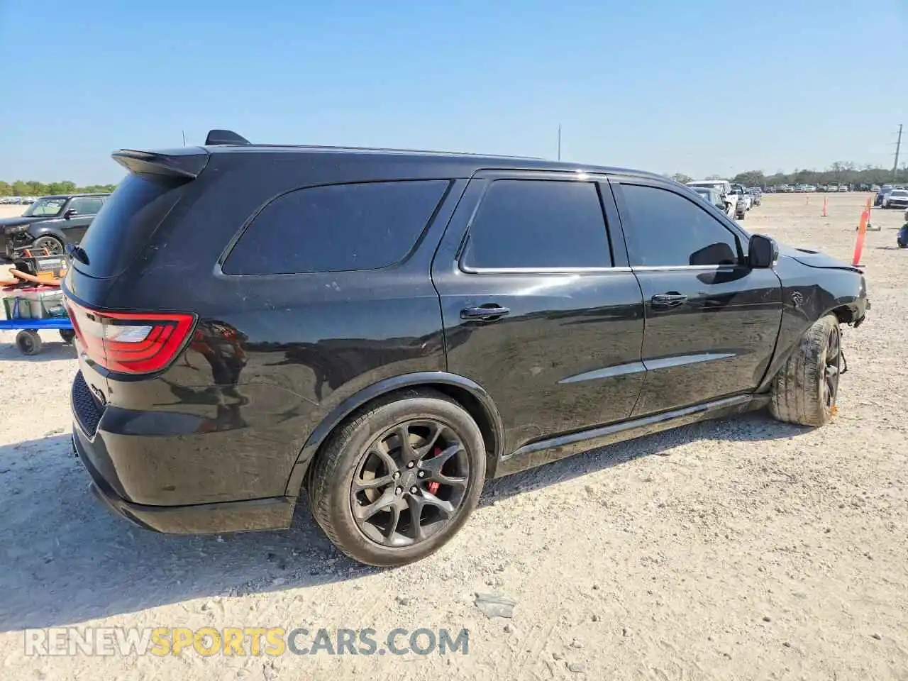 3 fotografías del automóvil dañado 1C4SDJH94MC757073 DODGE DURANGO 2021