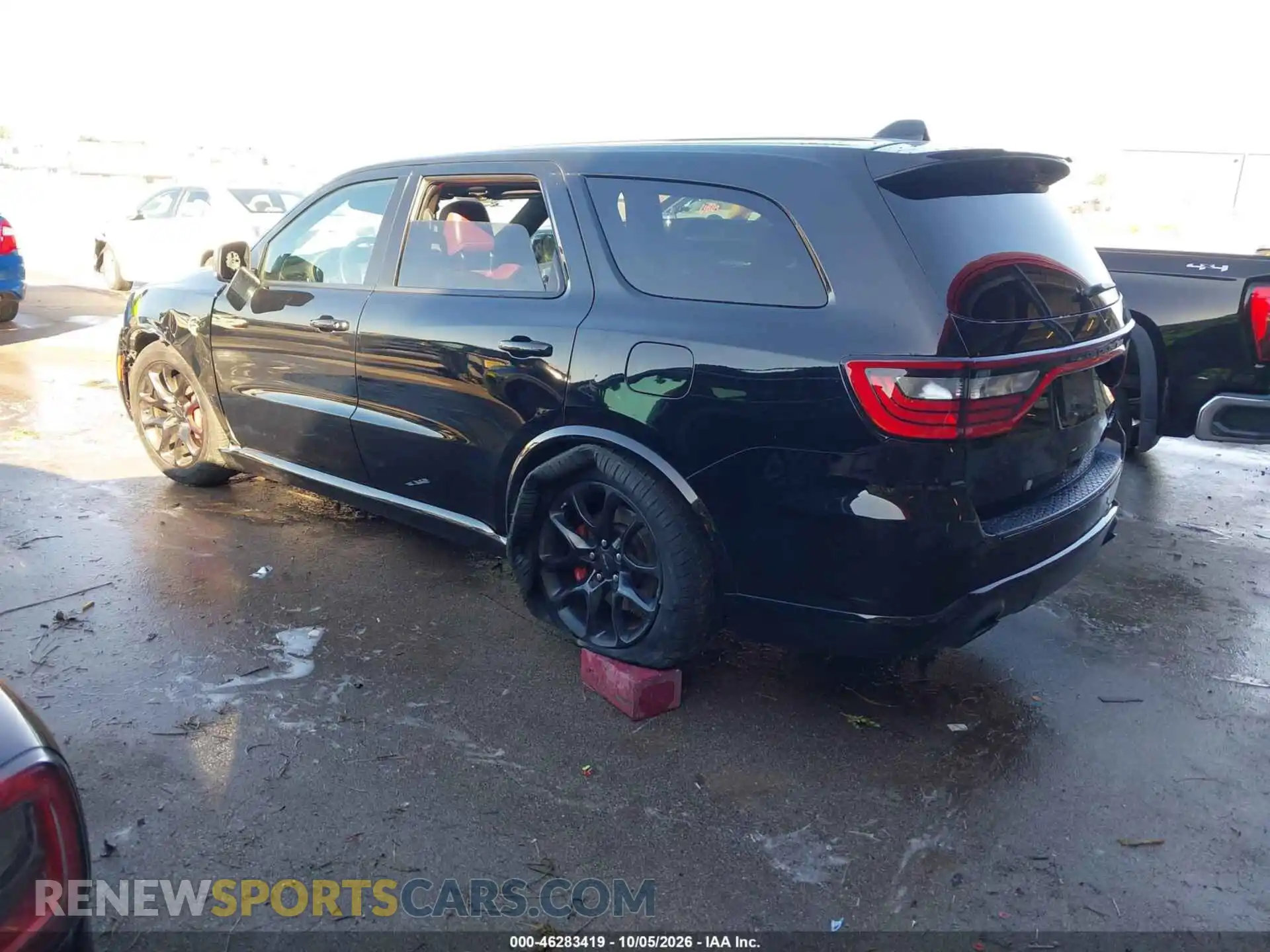 3 Photograph of a damaged car 1C4SDJH95MC689205 DODGE DURANGO 2021