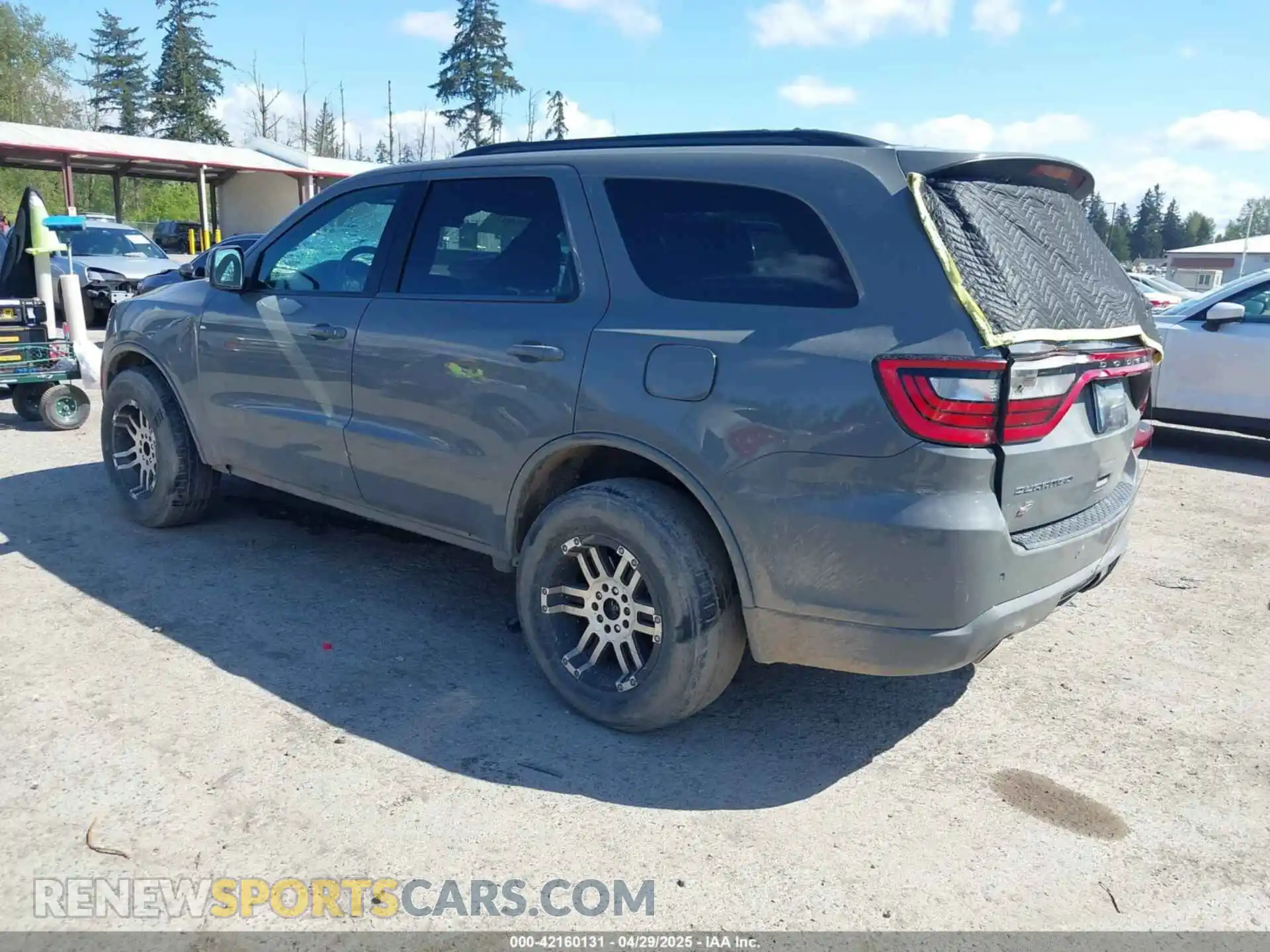 3 Photograph of a damaged car 1C4RDJDG0NC219426 DODGE DURANGO 2022