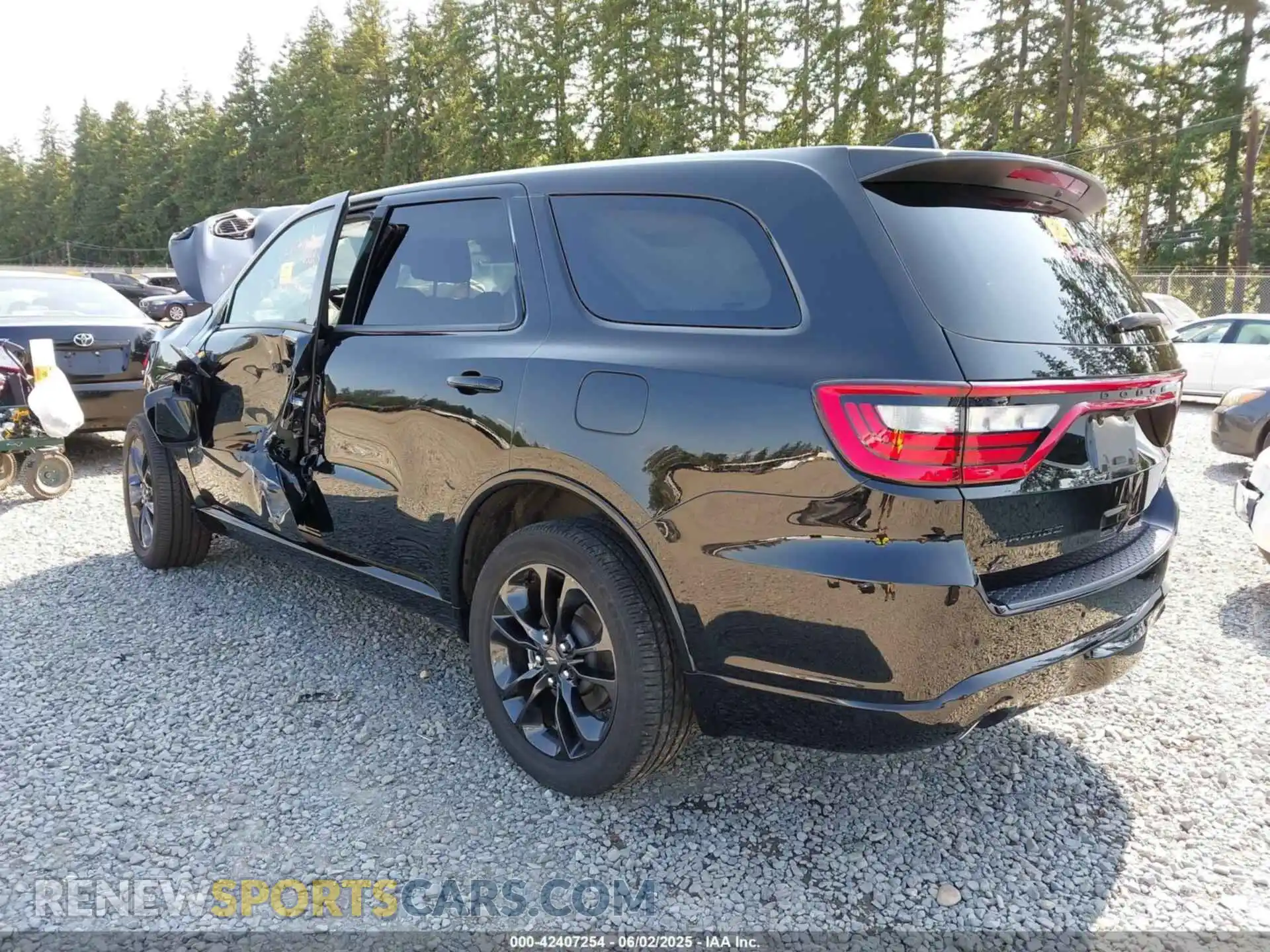 3 Photograph of a damaged car 1C4RDJDG1NC212016 DODGE DURANGO 2022