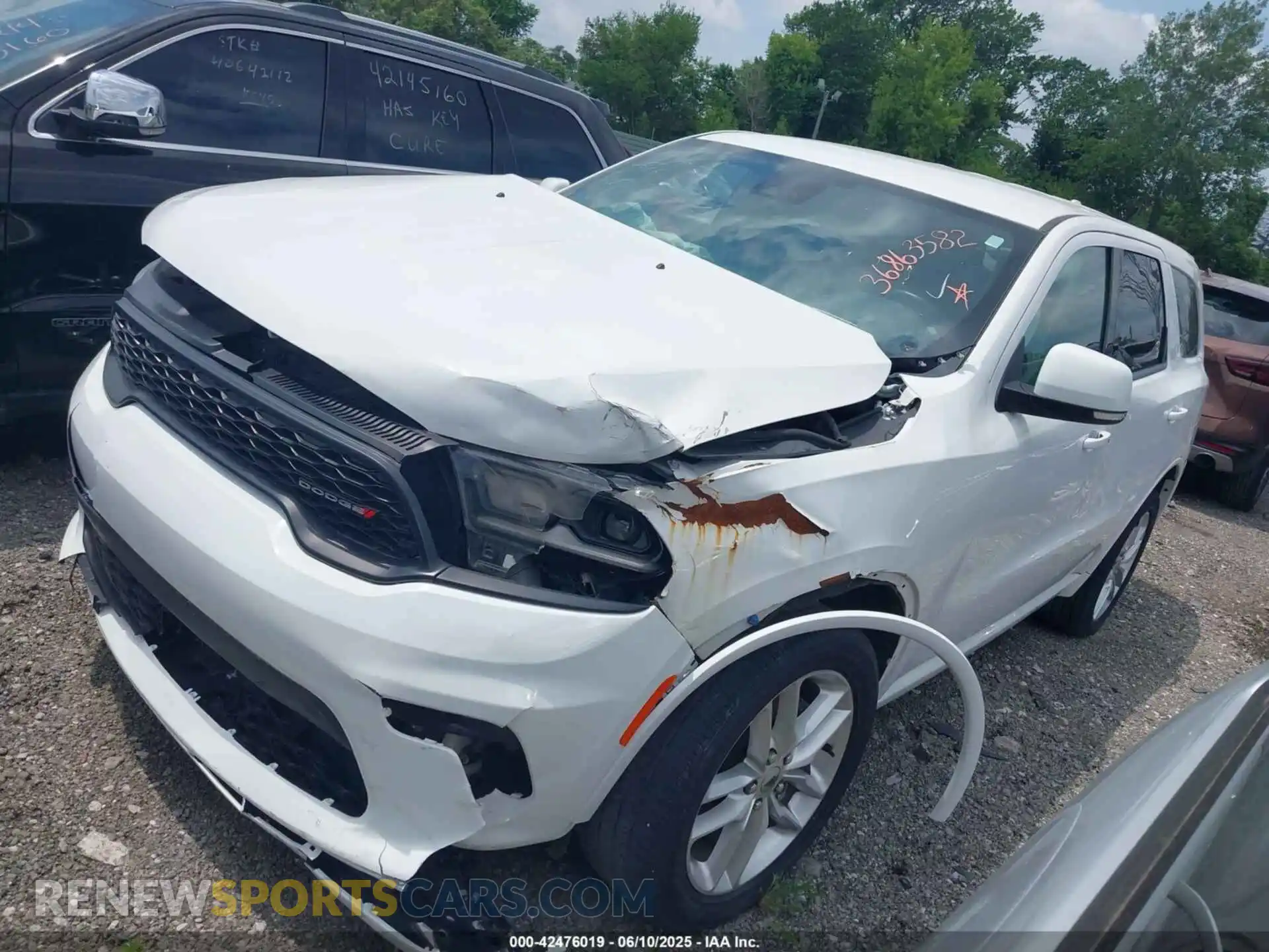 2 Photograph of a damaged car 1C4RDJDG6NC134963 DODGE DURANGO 2022