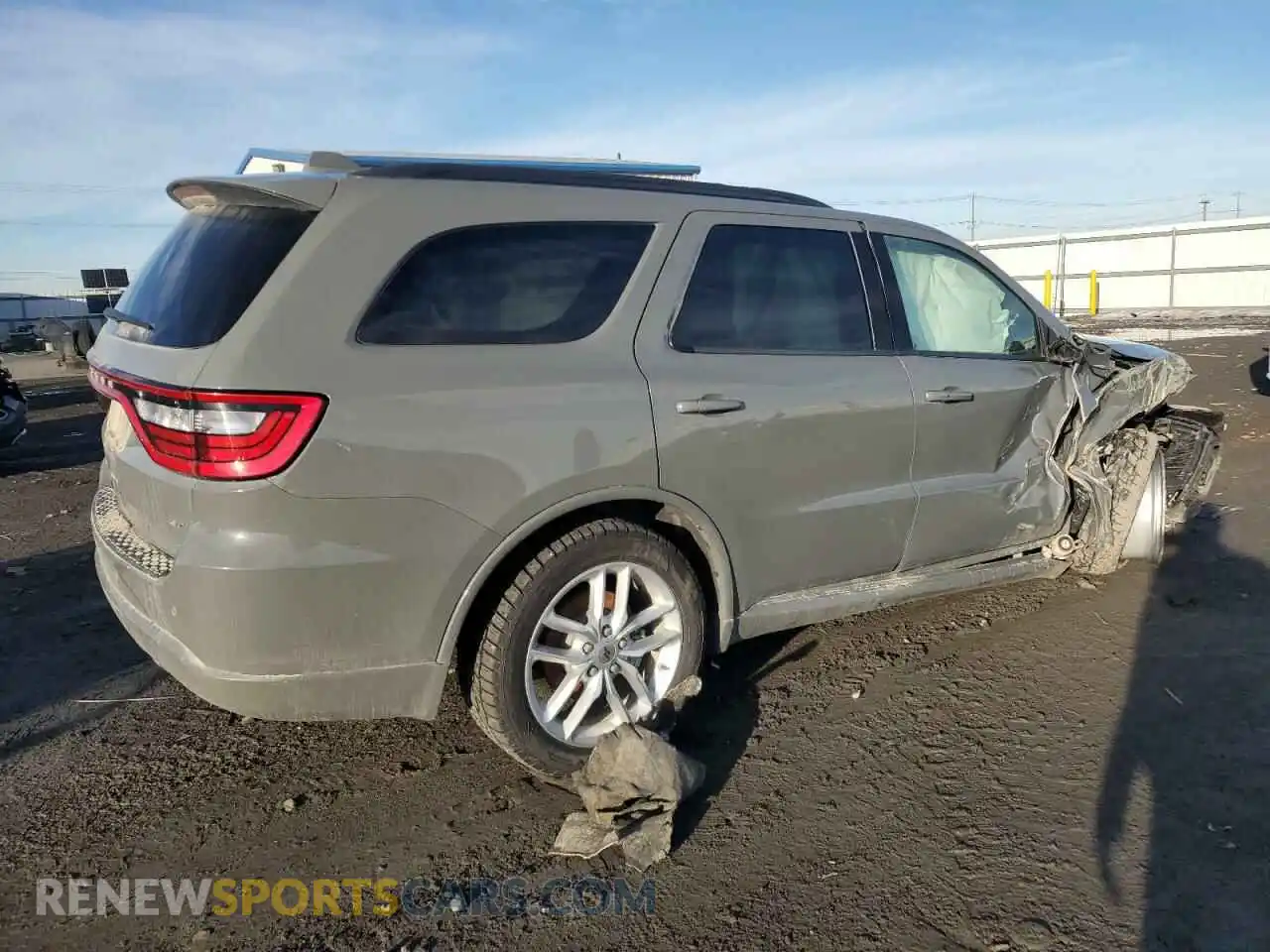 3 Photograph of a damaged car 1C4RDJDG6NC215672 DODGE DURANGO 2022