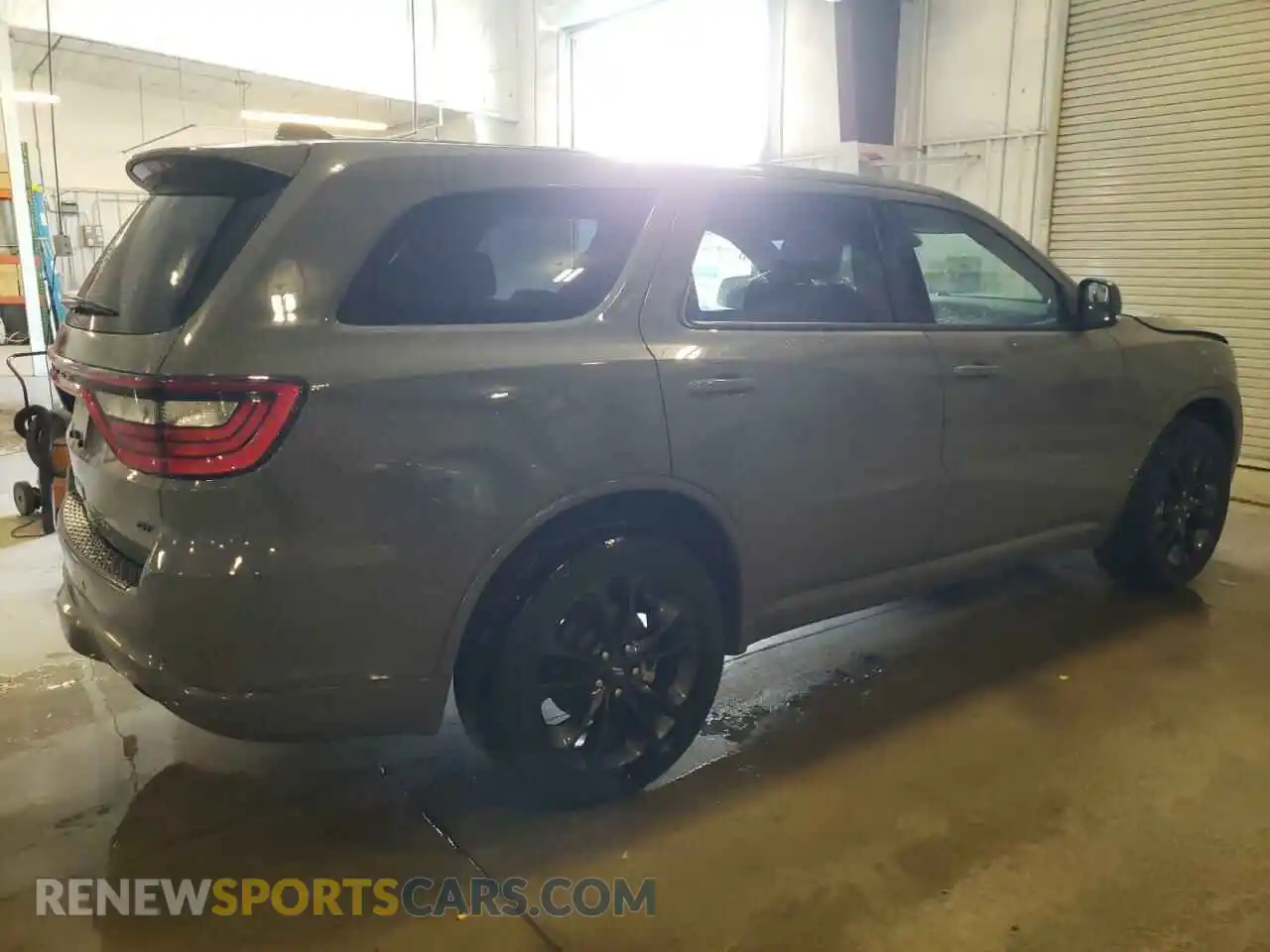 3 Photograph of a damaged car 1C4RDJDG9NC205413 DODGE DURANGO 2022