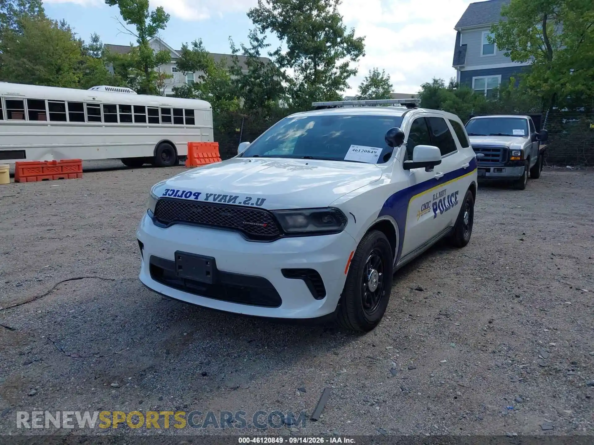 2 fotografías del automóvil dañado 1C4RDJFG4NC132576 DODGE DURANGO 2022