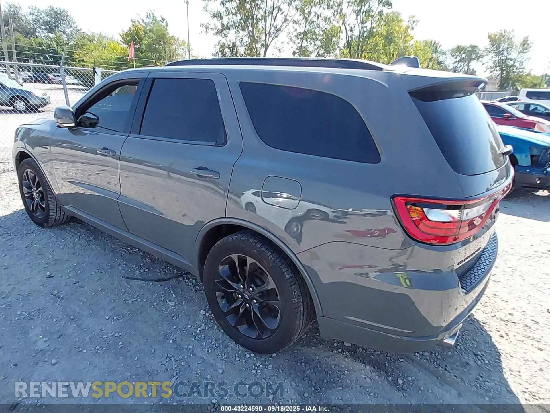 3 Photograph of a damaged car 1C4SDHCT3NC229280 DODGE DURANGO 2022