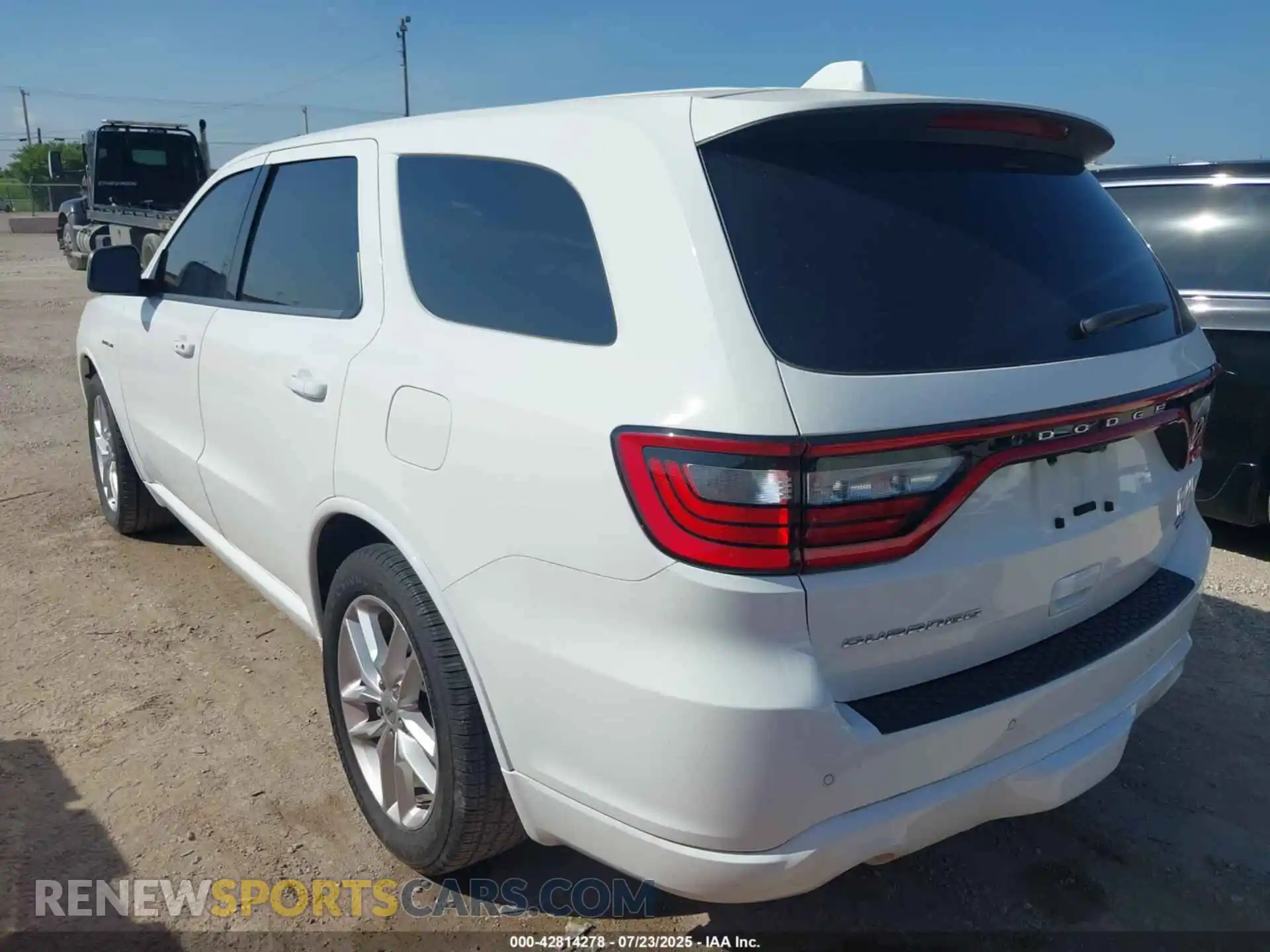 3 Photograph of a damaged car 1C4SDHCT6NC217849 DODGE DURANGO 2022