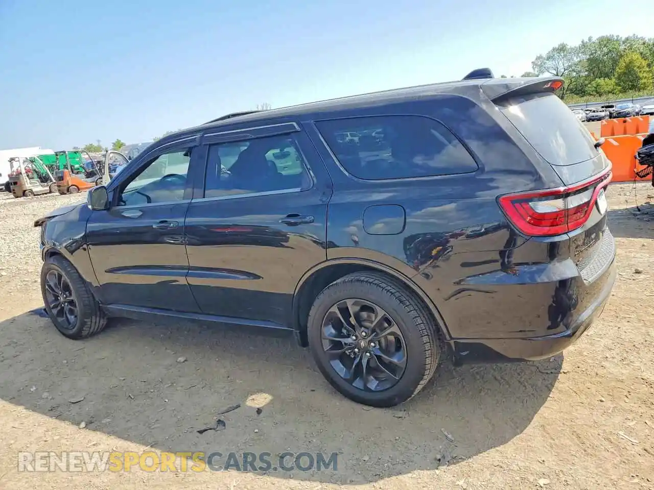 2 fotografías del automóvil dañado 1C4SDJCT0NC222648 DODGE DURANGO 2022
