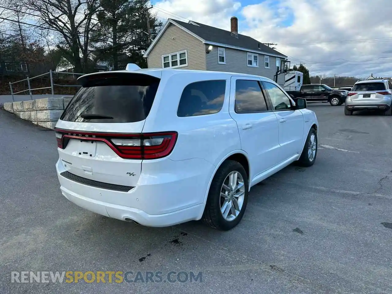 3 Photograph of a damaged car 1C4SDJCT1NC222321 DODGE DURANGO 2022