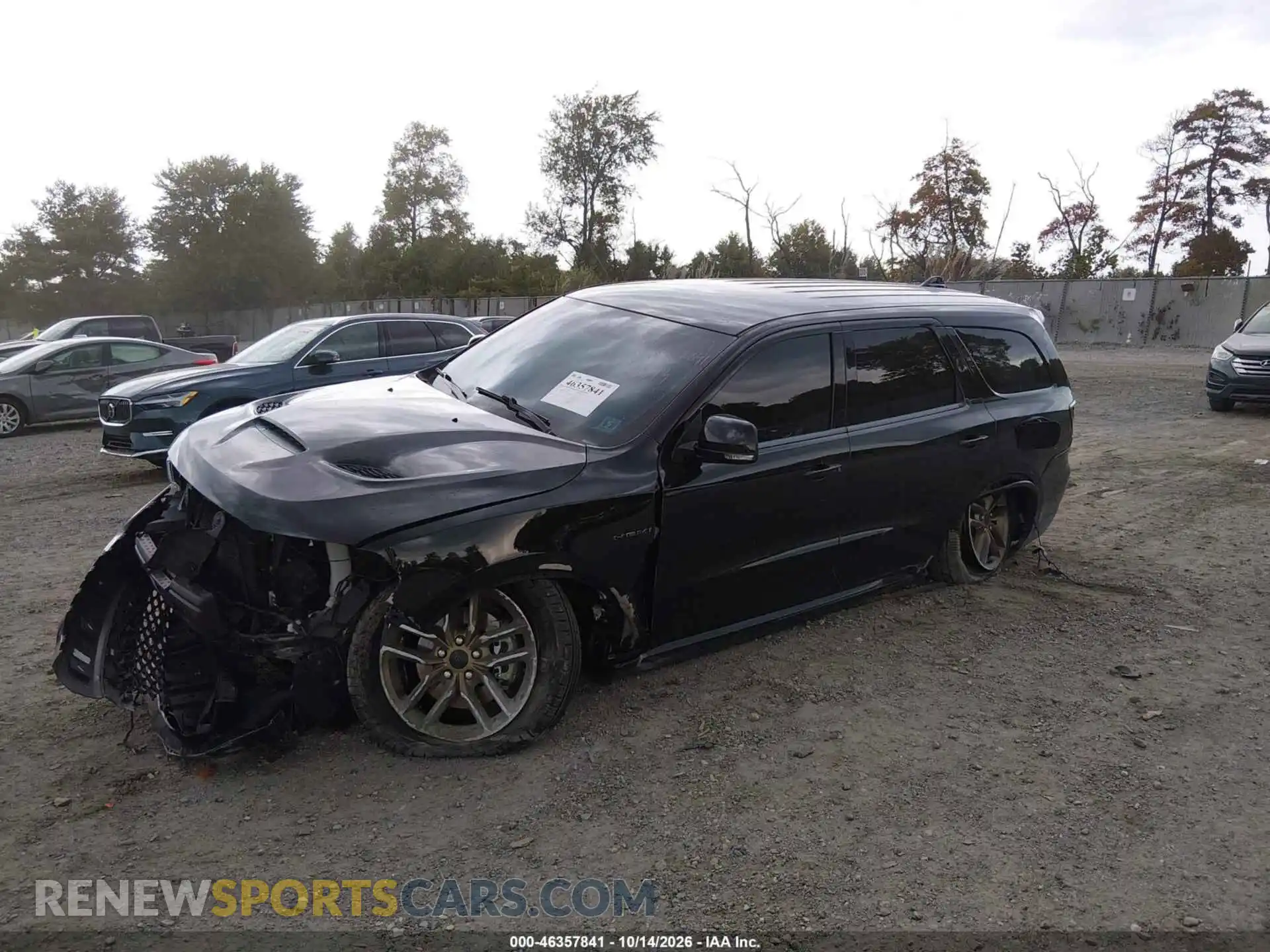 2 fotografías del automóvil dañado 1C4SDJCT3NC137660 DODGE DURANGO 2022