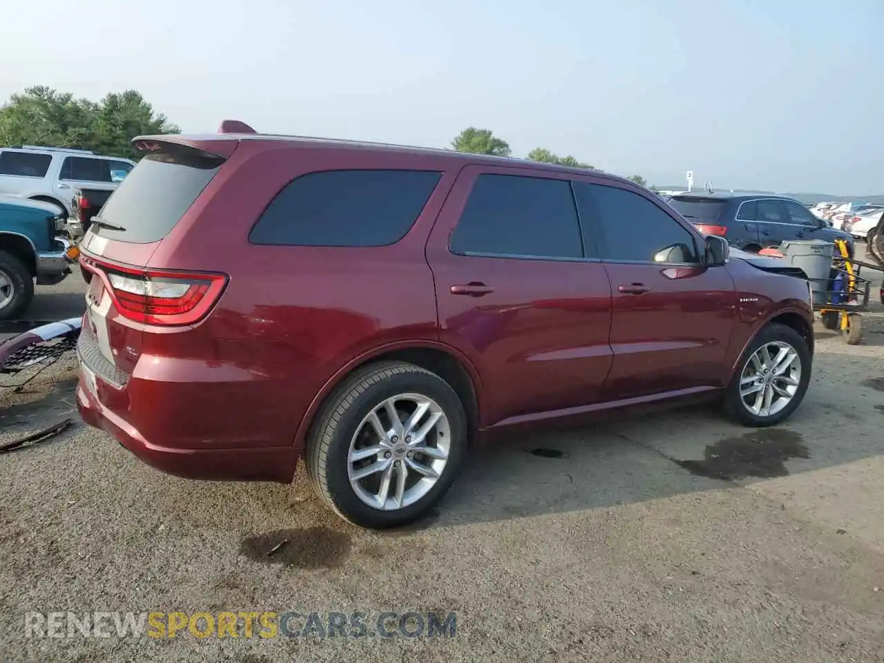 3 Photograph of a damaged car 1C4SDJCT5NC101114 DODGE DURANGO 2022