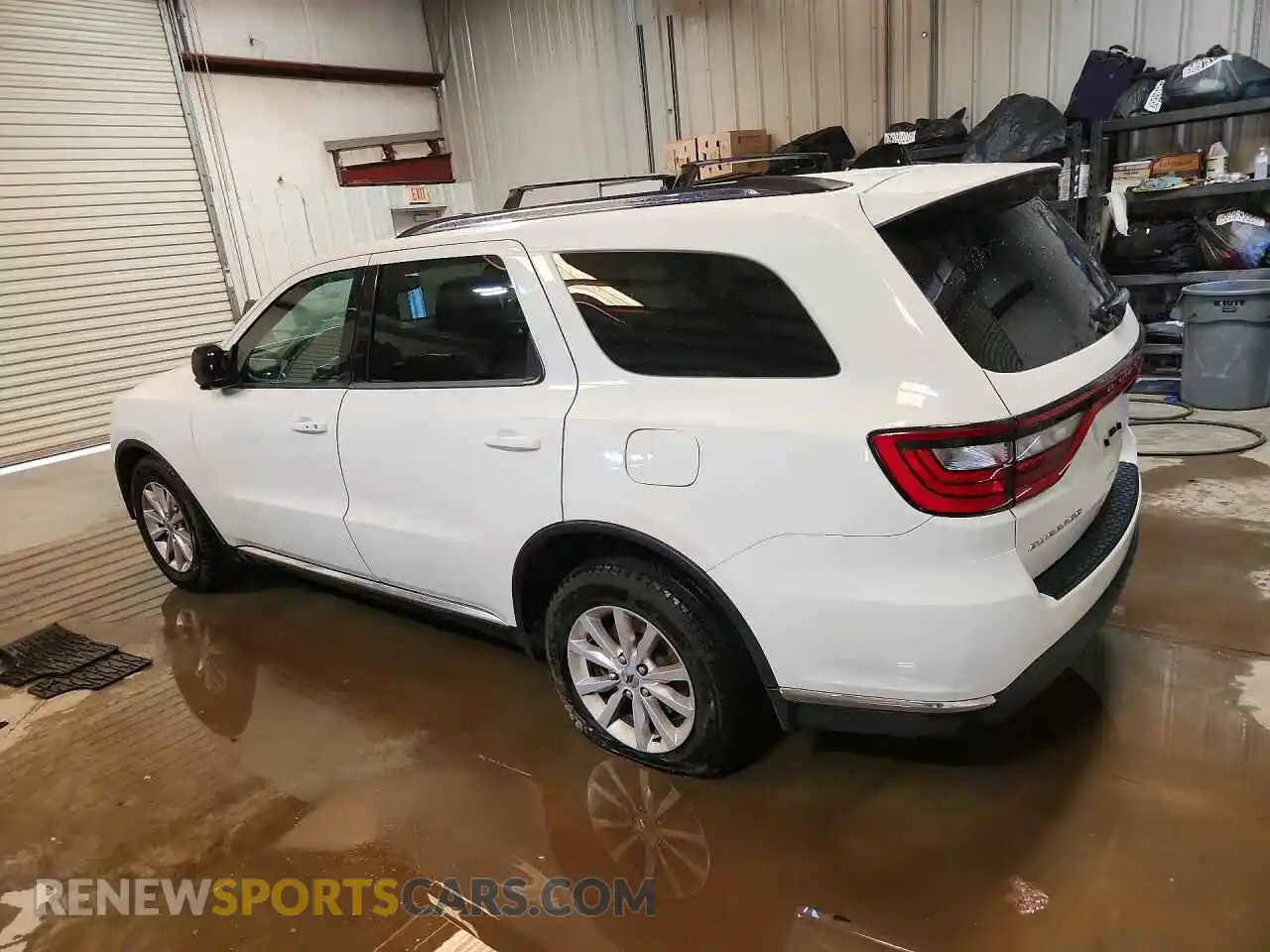 2 fotografías del automóvil dañado 1C4RDHAG4PC616086 DODGE DURANGO 2023