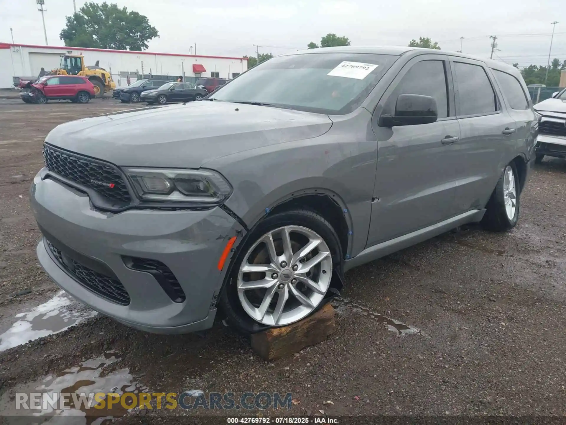 2 fotografías del automóvil dañado 1C4RDJDG8PC600699 DODGE DURANGO 2023