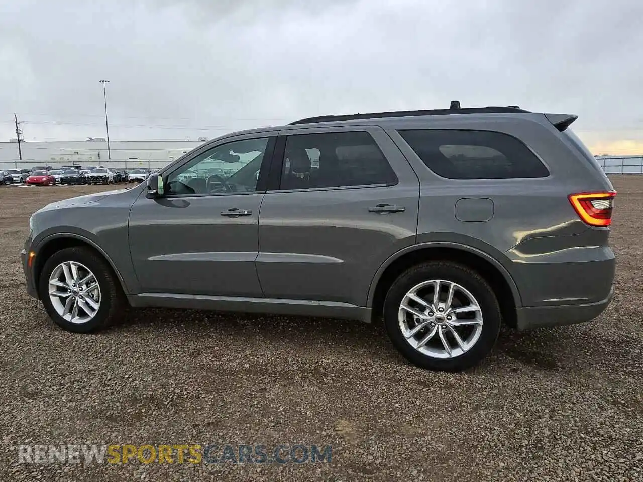 2 fotografías del automóvil dañado 1C4RDJDG9PC578406 DODGE DURANGO 2023