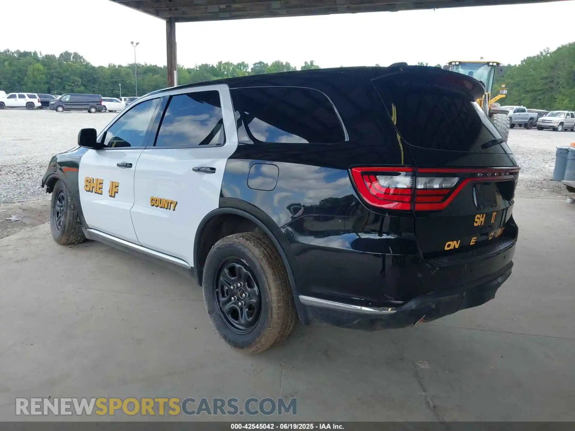 3 Photograph of a damaged car 1C4SDJFT1PC689883 DODGE DURANGO 2023