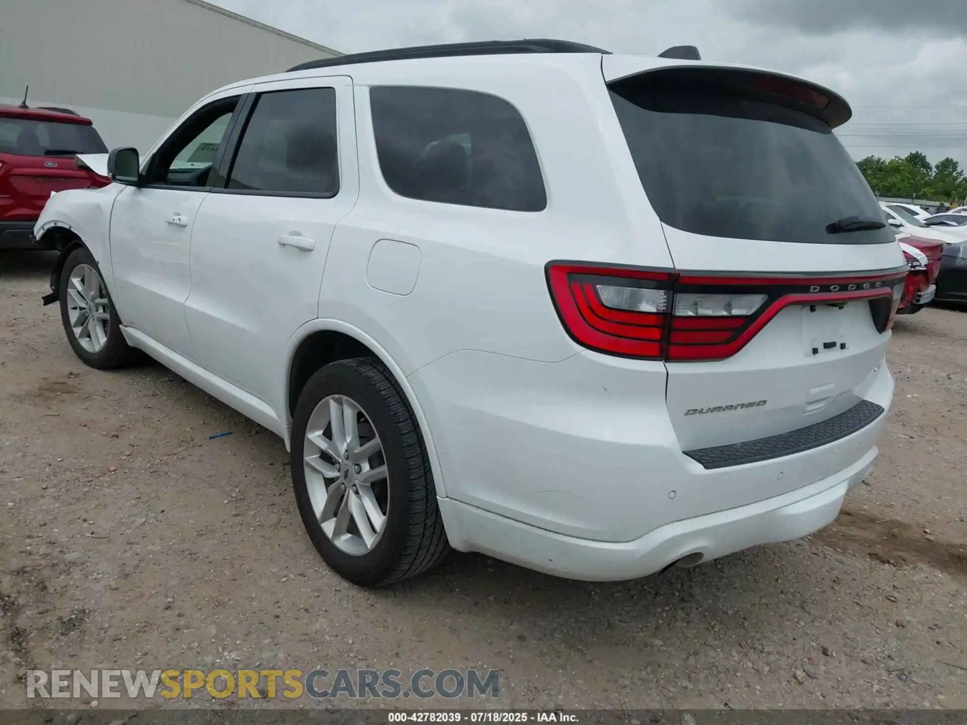 3 Photograph of a damaged car 1C4RDHDG1RC134321 DODGE DURANGO 2024