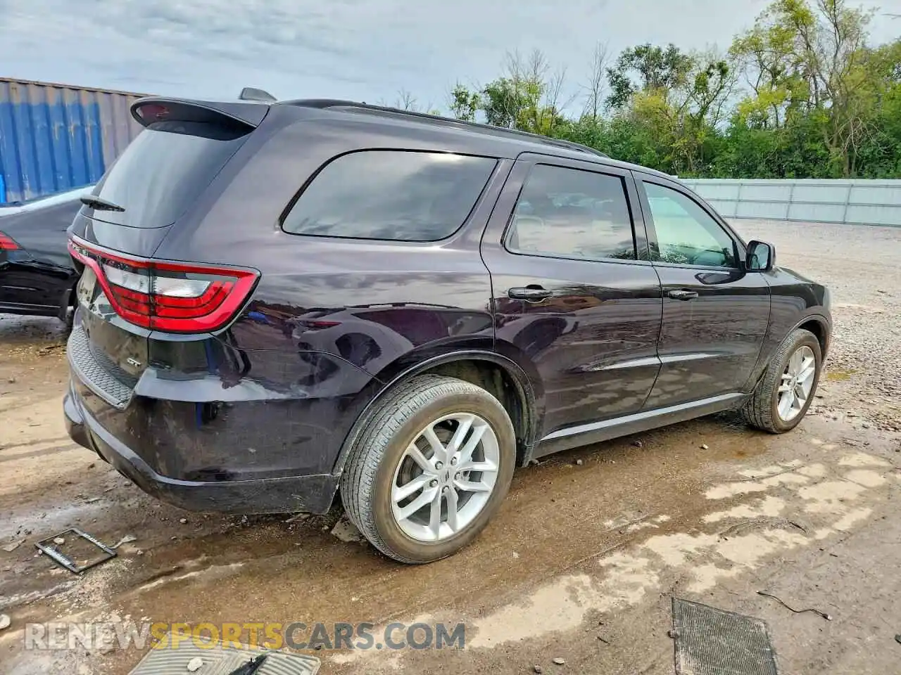 3 Photograph of a damaged car 1C4RDJDG6RC197535 DODGE DURANGO 2024