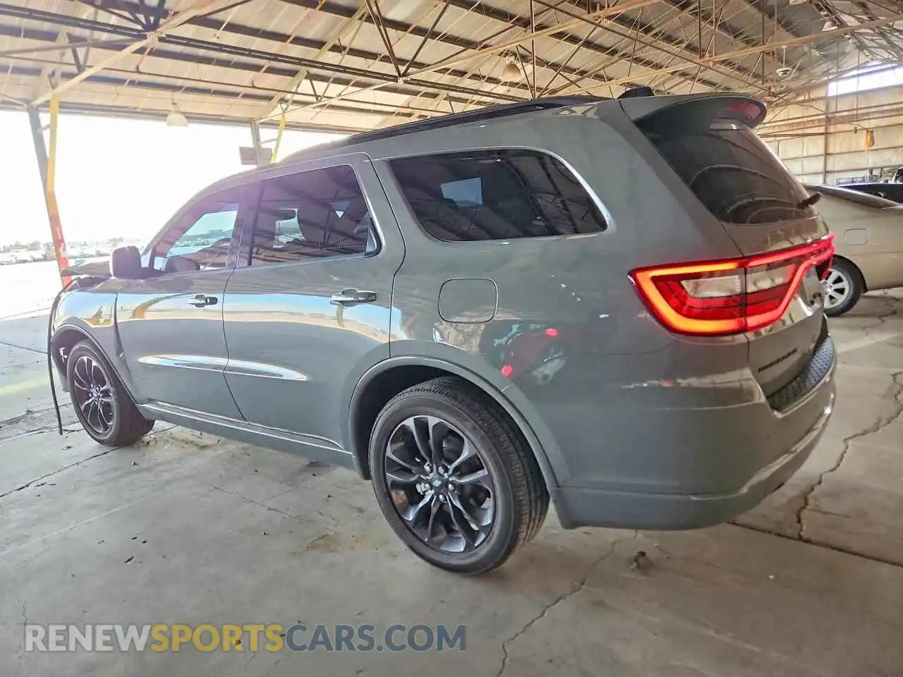 2 fotografías del automóvil dañado 1C4RDHDG4SC503162 DODGE DURANGO 2025