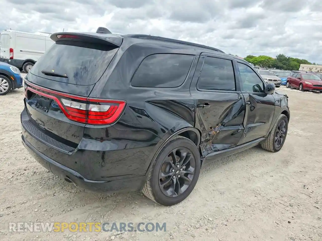 3 Photograph of a damaged car 1C4RDHDG4SC528336 DODGE DURANGO 2025